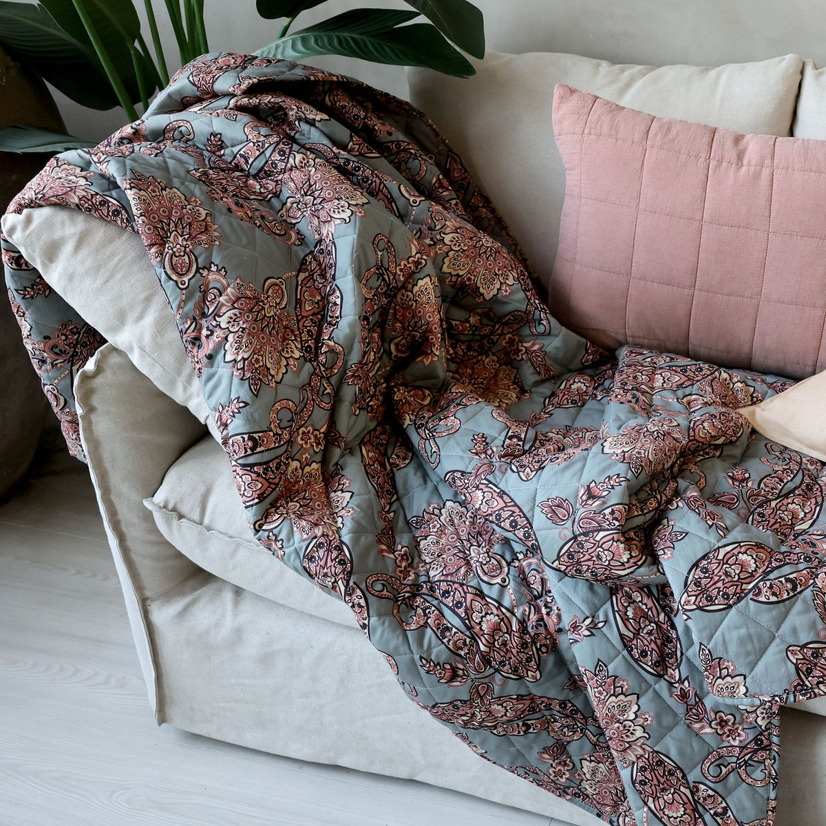 Quilt mit Paisley-Motiv, 180 cm lang, 130 cm breit