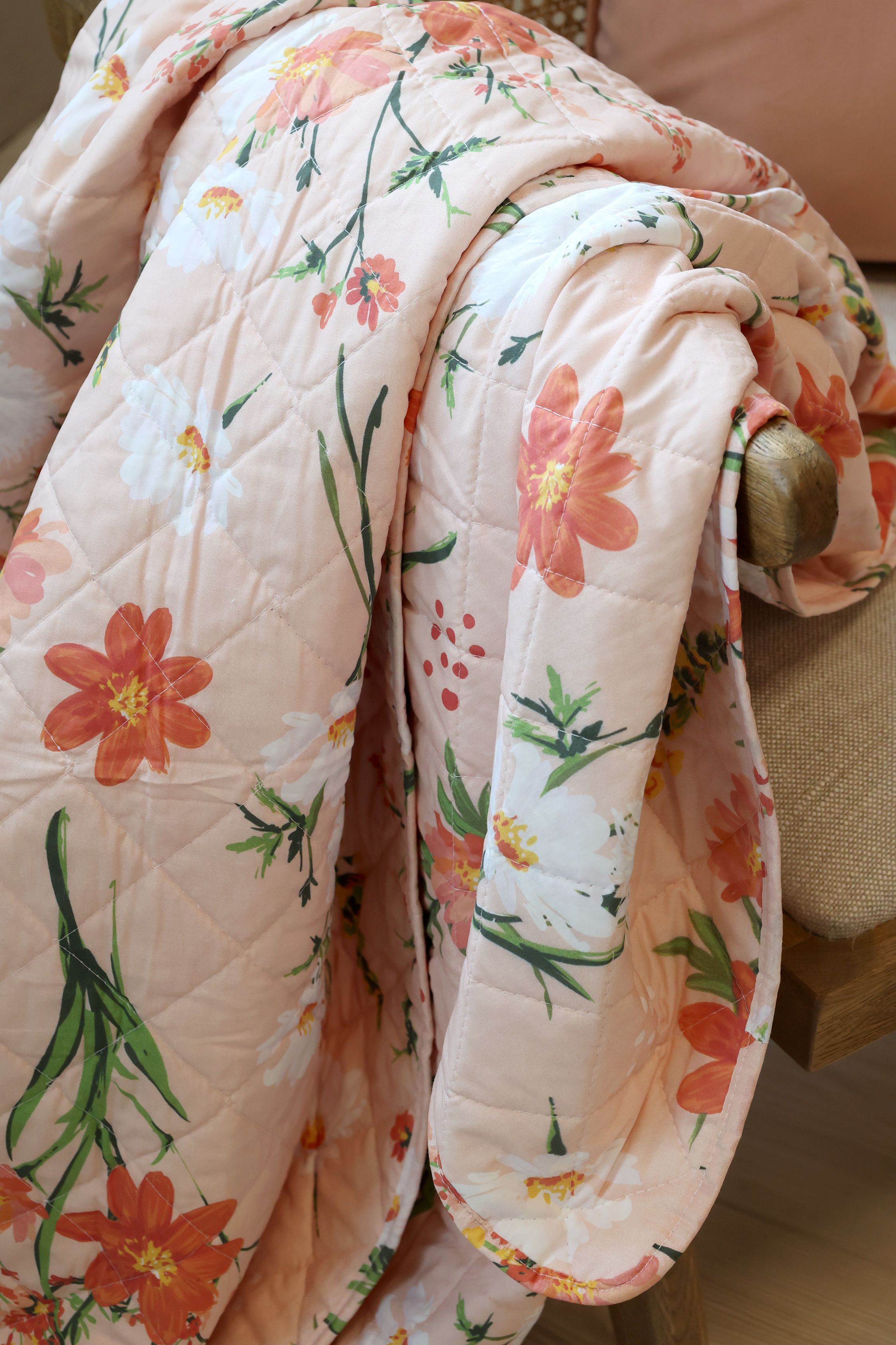 Quilt Aix mit Blumenmuster, 180 cm lang, rosa