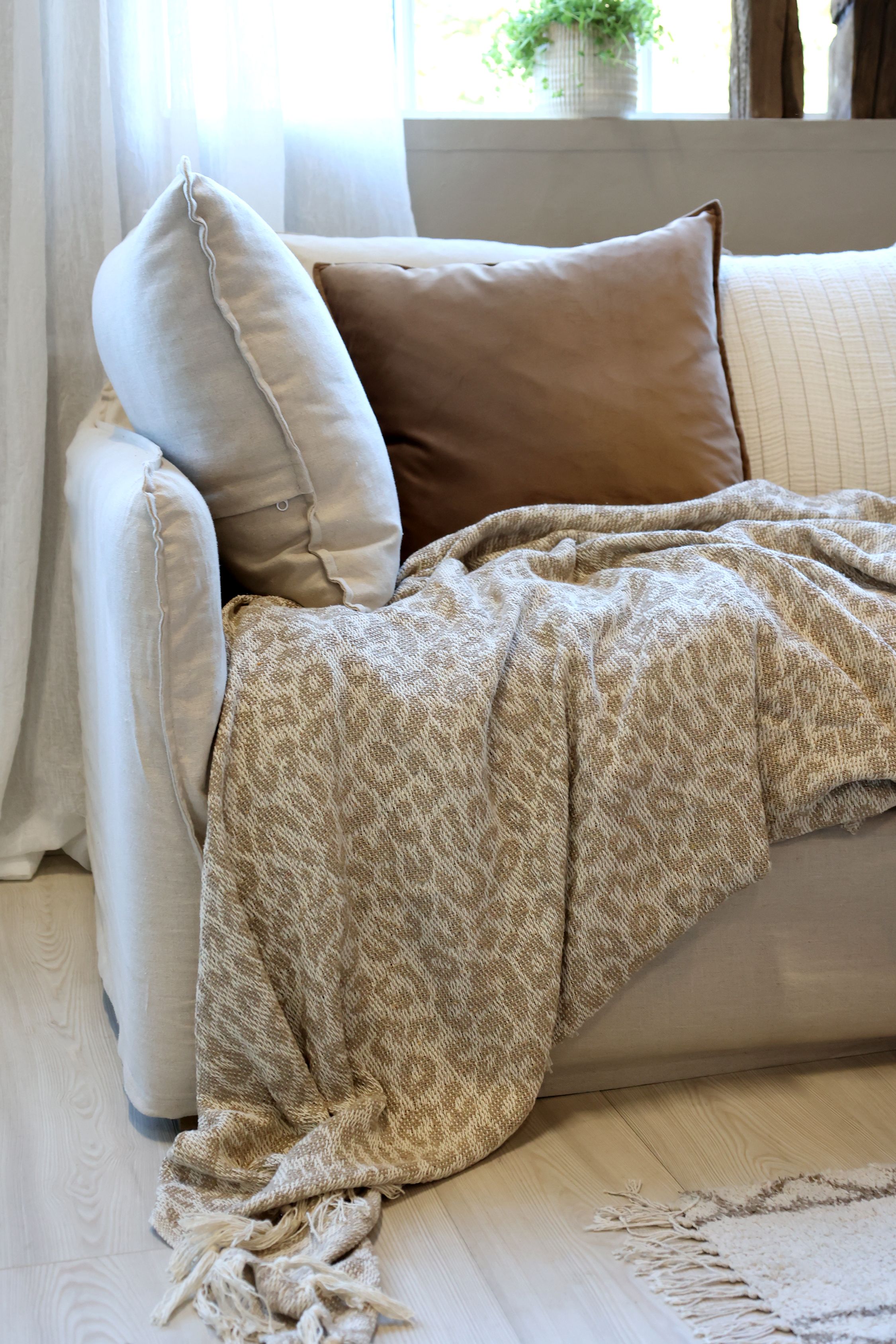 Aix Plaid aus Baumwolle und recycelten Fasern, 150 cm lang