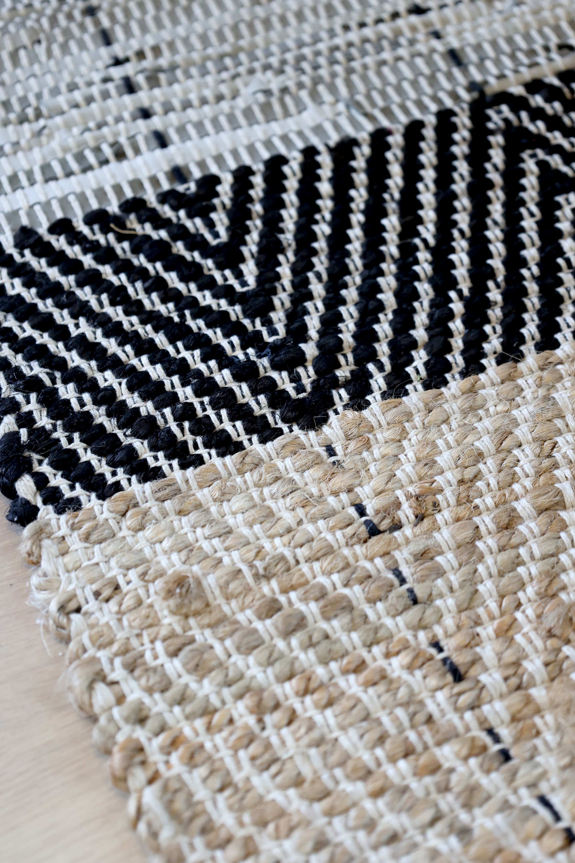 Teppich 200x300 cm in Kohle und Natur