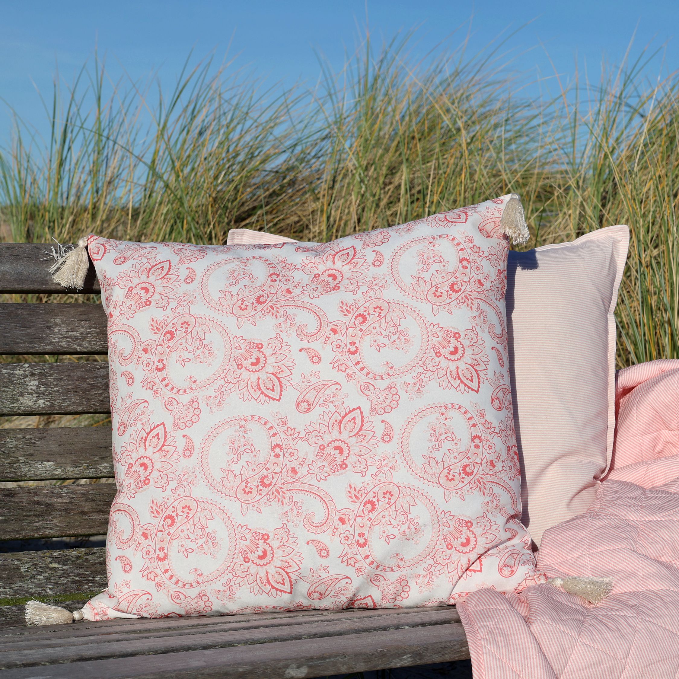 Kissenbezug 50x50 cm mit Paisley-Motiv, rosa-weiß