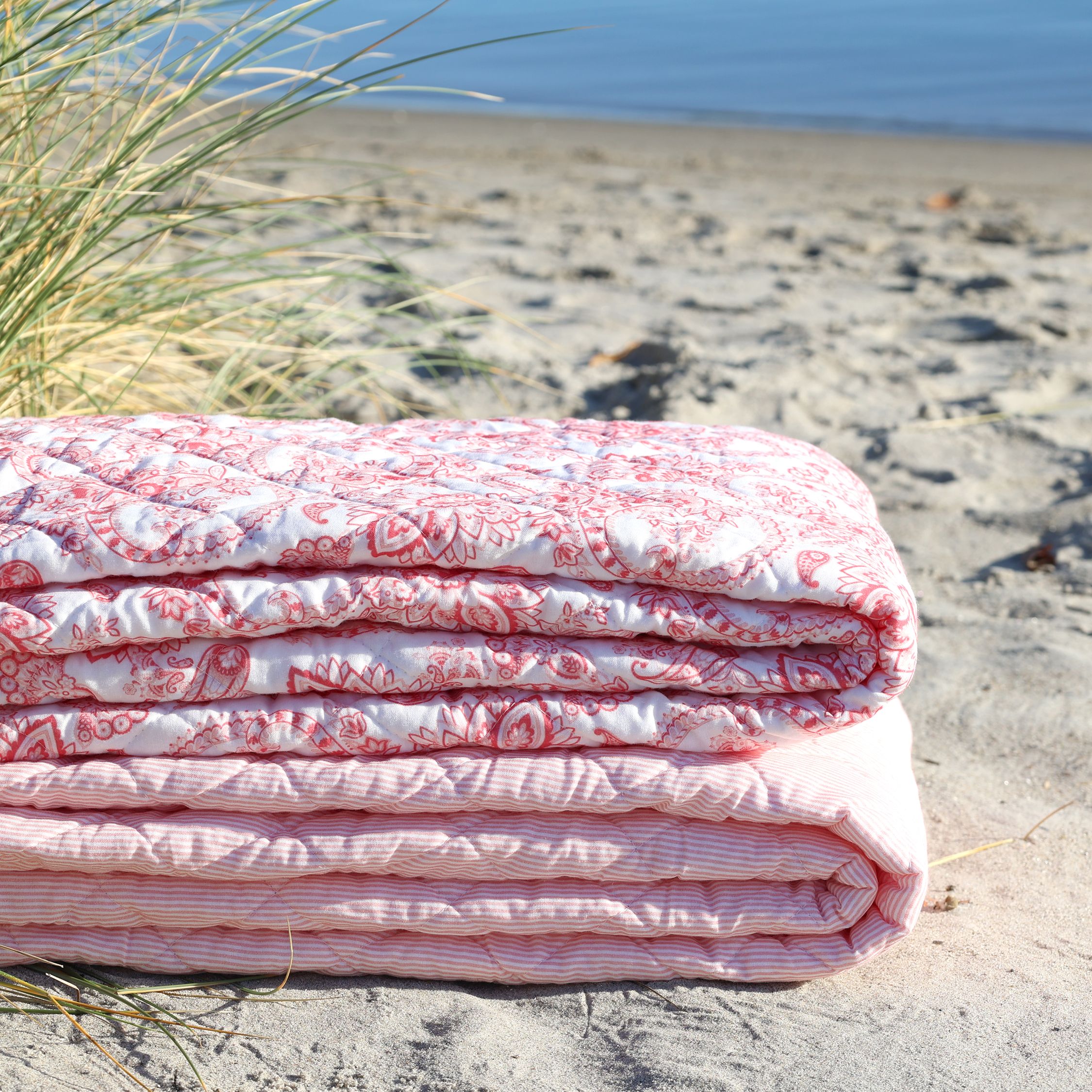 Quilt mit Paisley-Motiv, 180x130 cm, rosa-weiß
