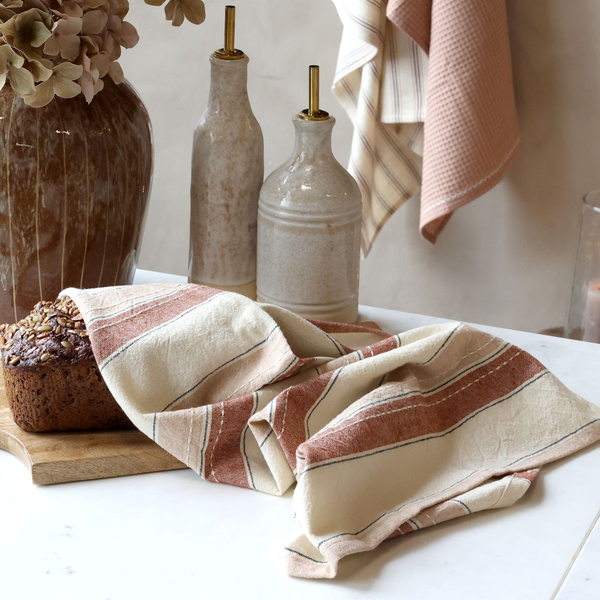 Geschirrtuch mit Streifen für die Küche, Rosa & Terracotta