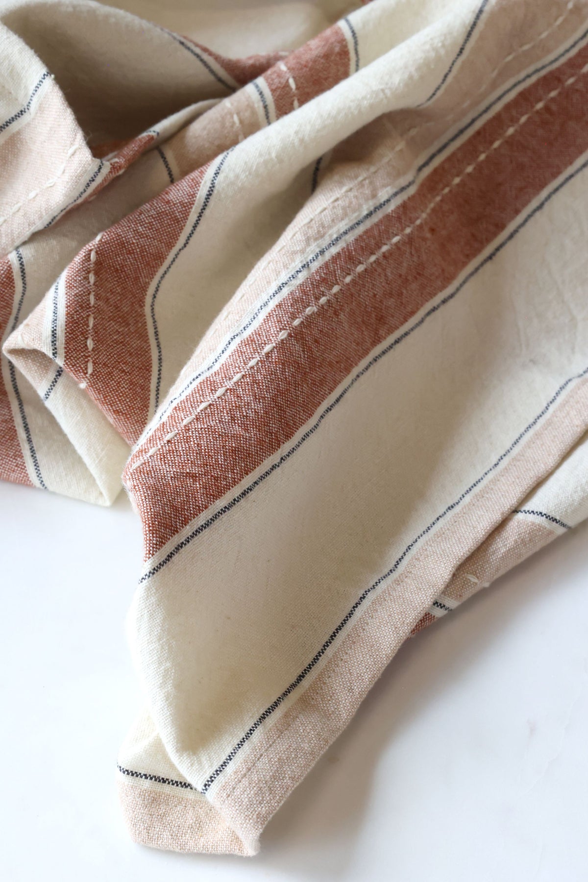 Geschirrtuch mit Streifen für die Küche, Rosa & Terracotta