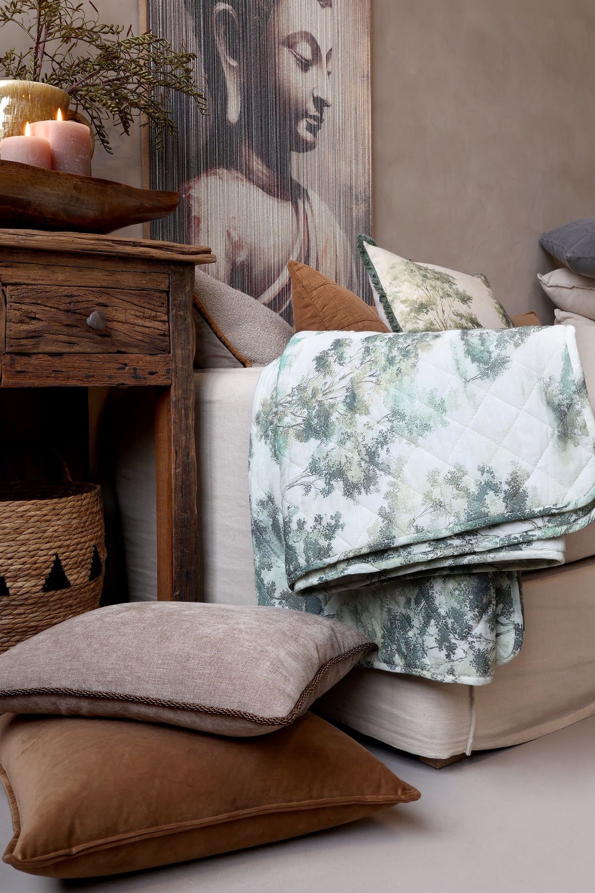 Baumwoll-Quilt mit Blumenmuster, 180x130 cm, Creme/Olive