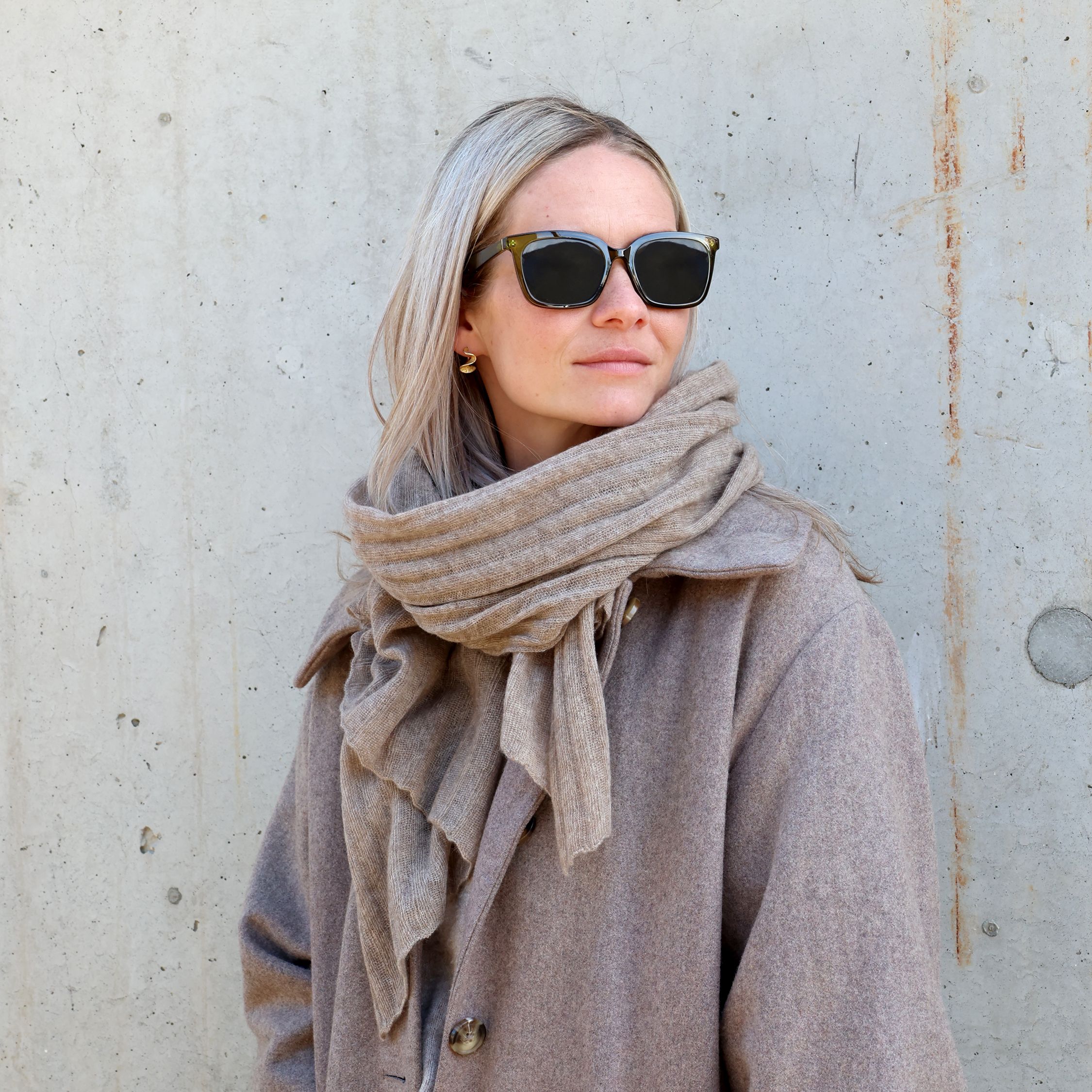 Kashmir Schal im Zopfmuster, latte, 160 cm lang