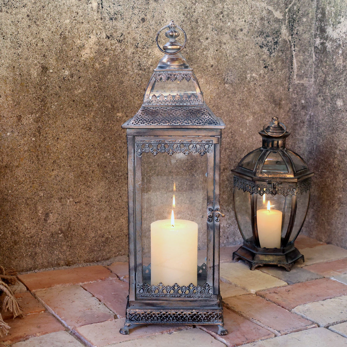 Laterne Deko mit Glas, antik Gold, 62 cm hoch