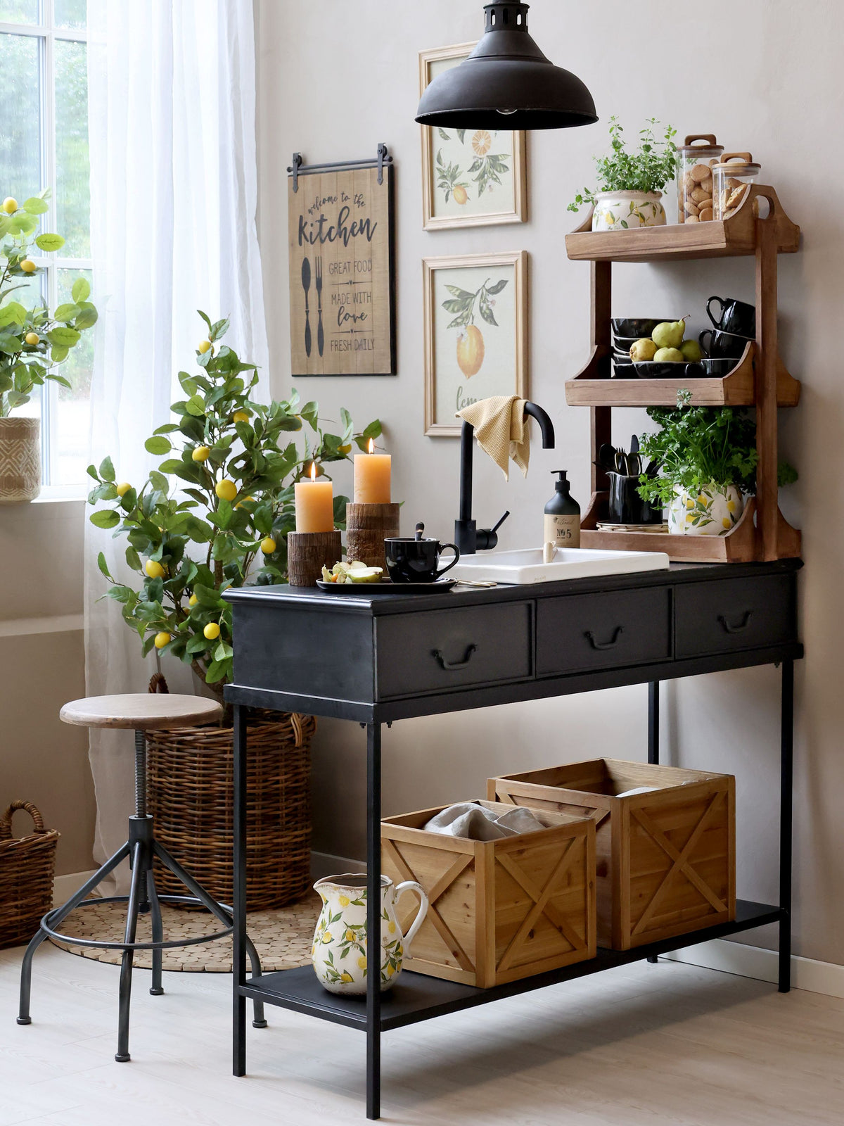 Schild Kitchen aus Tannenholz und Eisen, 38 cm lang