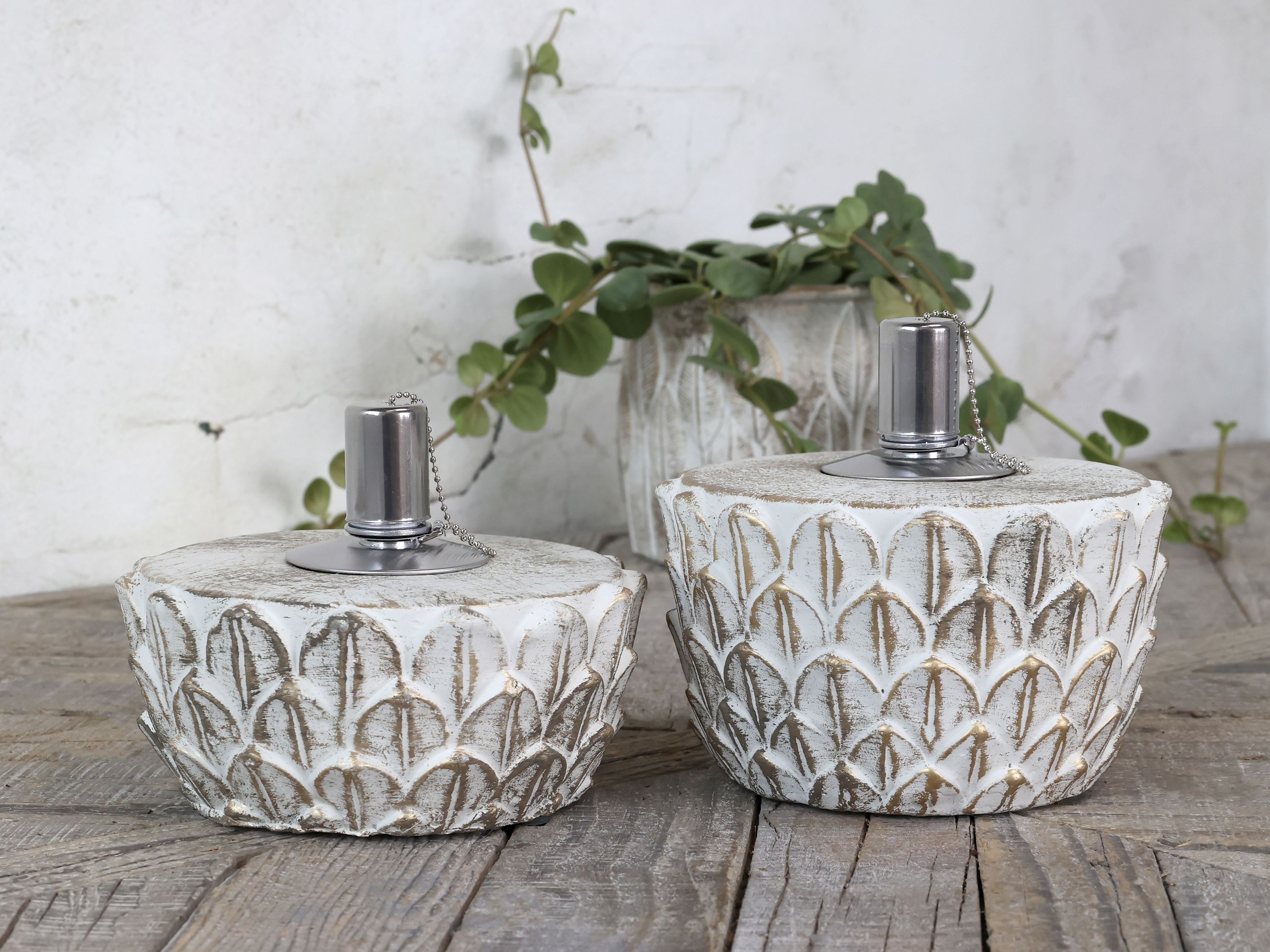 Vittel Öllampe mit Goldmuster – Gartenaccessoire, 17,5 cm
