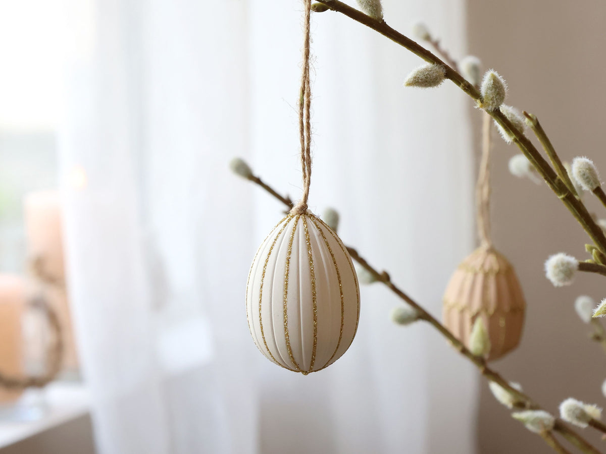 Osterei mit Glitzer in Antique Creme, 6 cm hoch