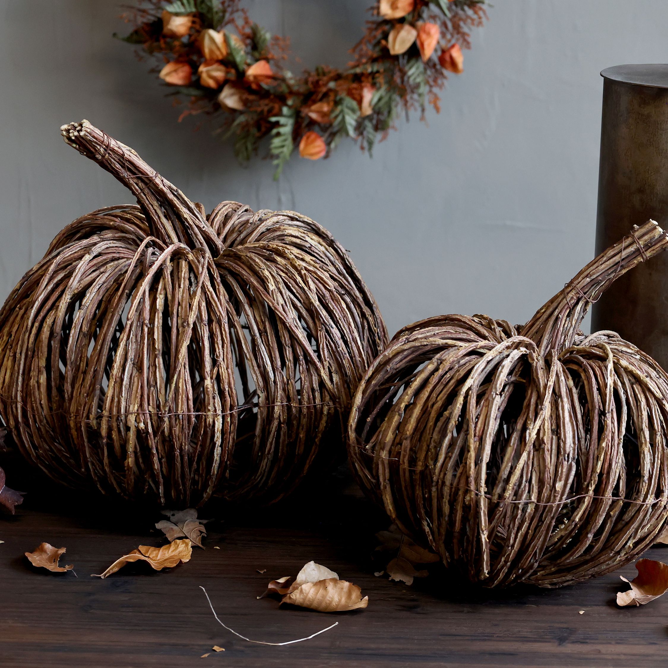 Kürbis aus Rattan und Eisen, 35 cm hoch, natur