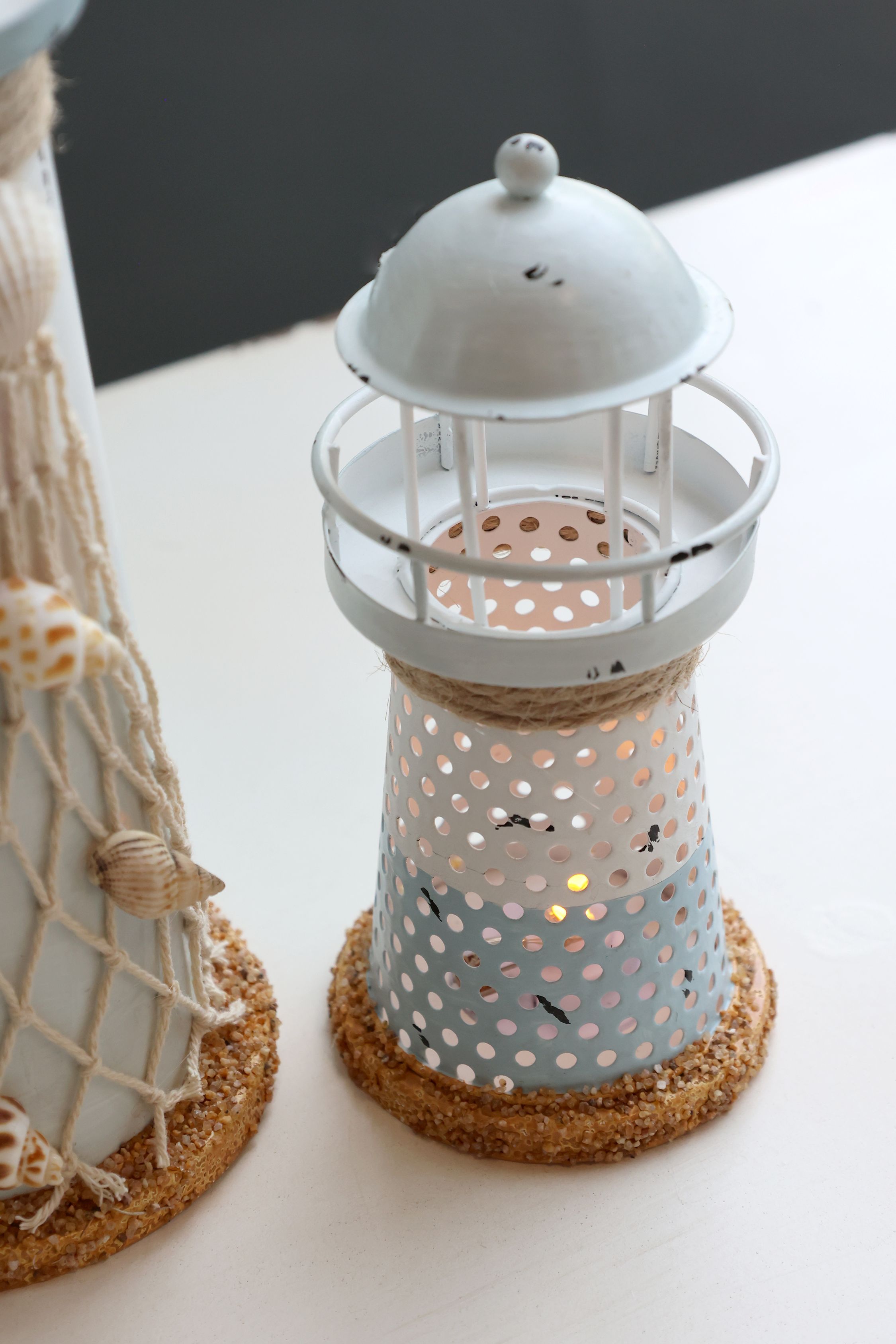Leuchtturm mit LED in Oceanblau, 15 cm hoch