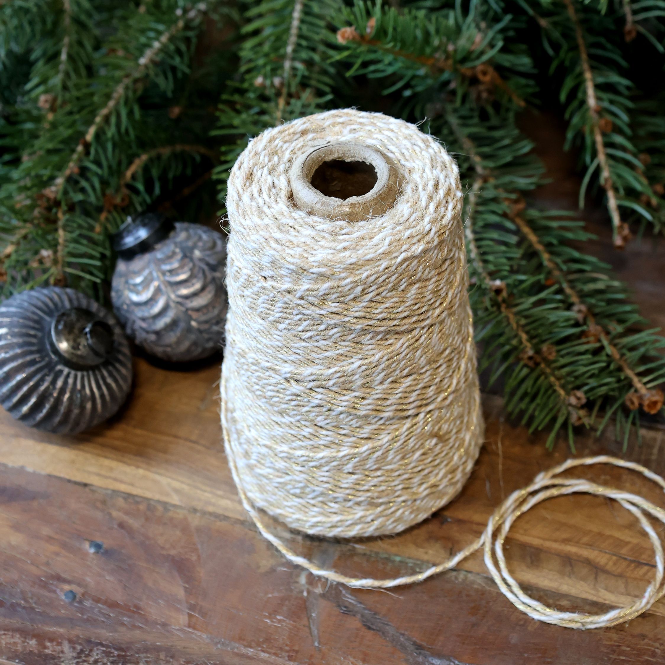 Juteband mit Golddraht 160 m weiß/beige