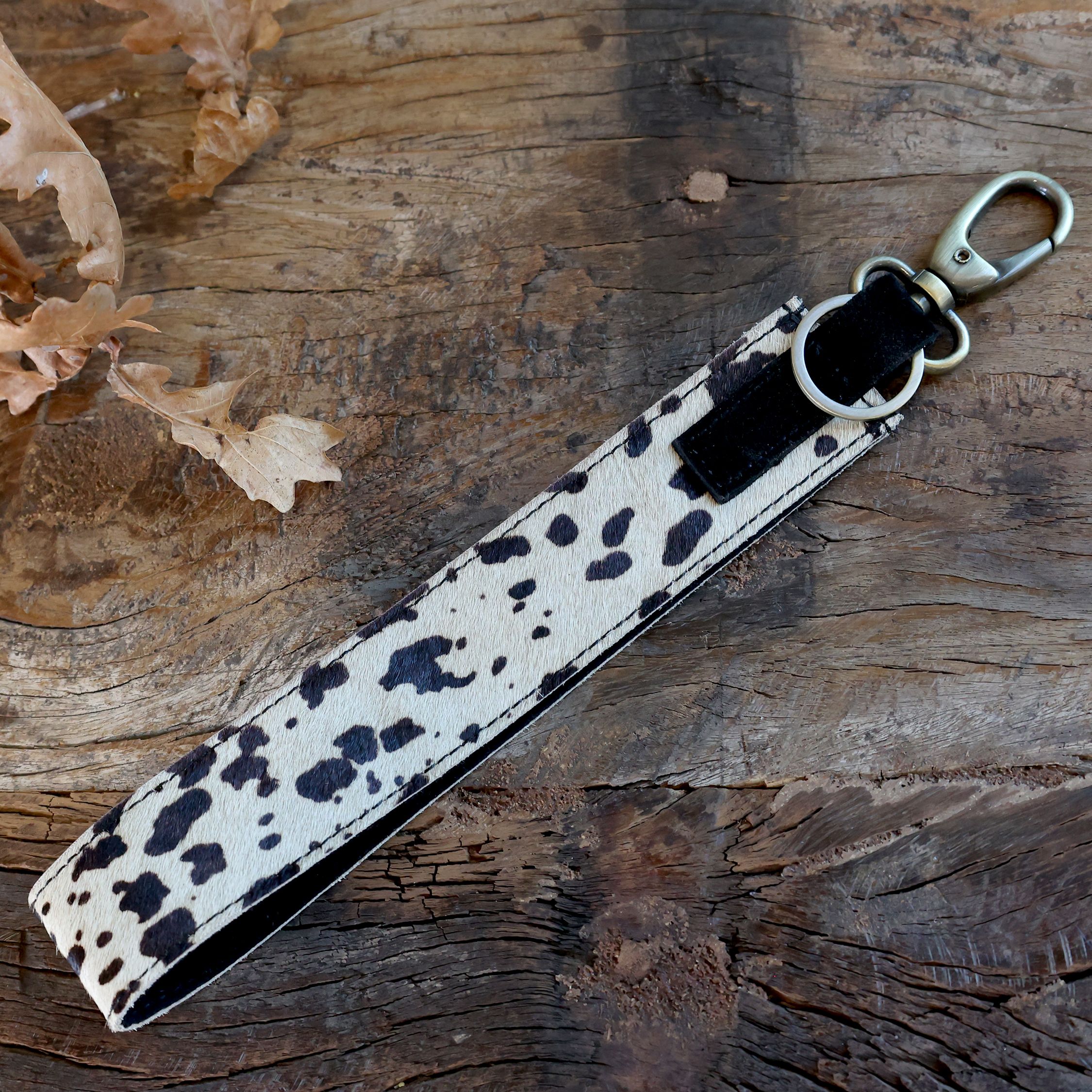 Leder Schlüsselanhänger mit Kuhmuster, 28,5 cm lang