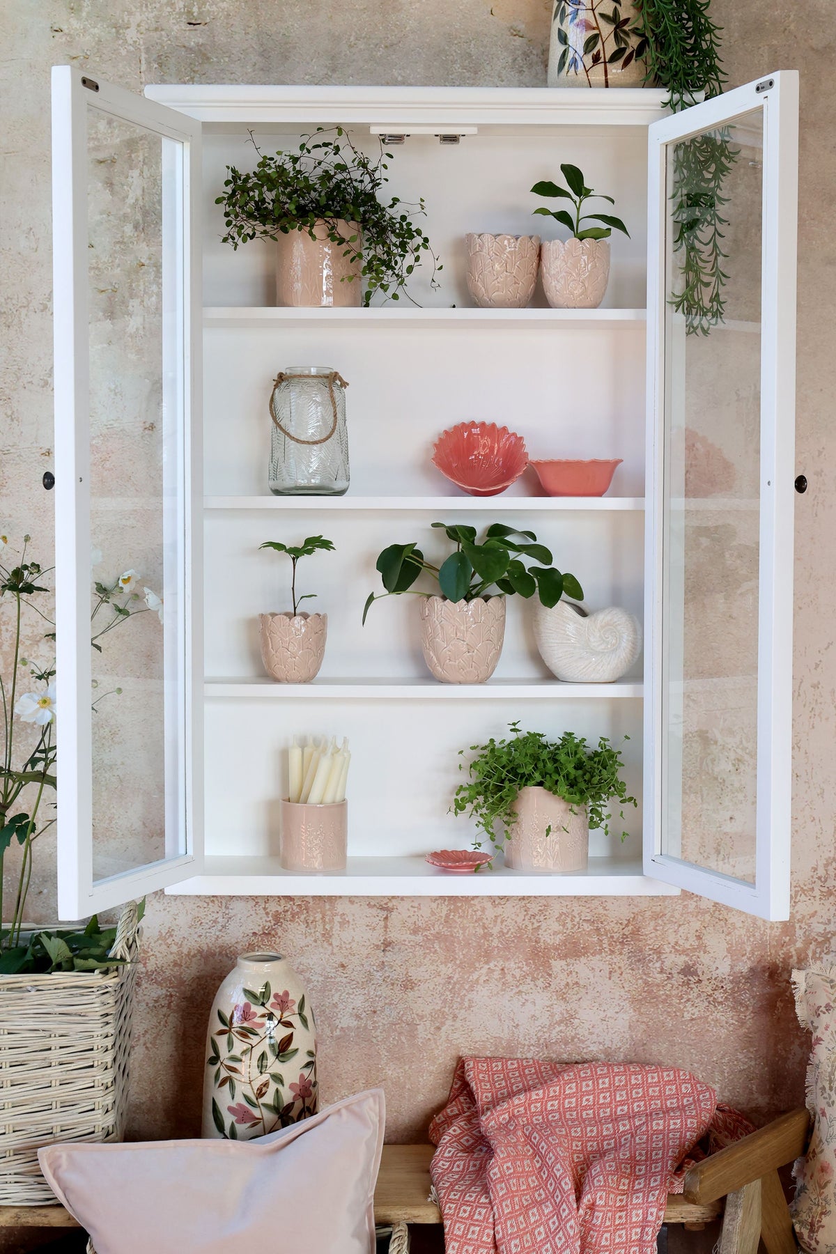 Wandschrank Marseille, 120 cm hoch, weiß mit 4 Ablagen
