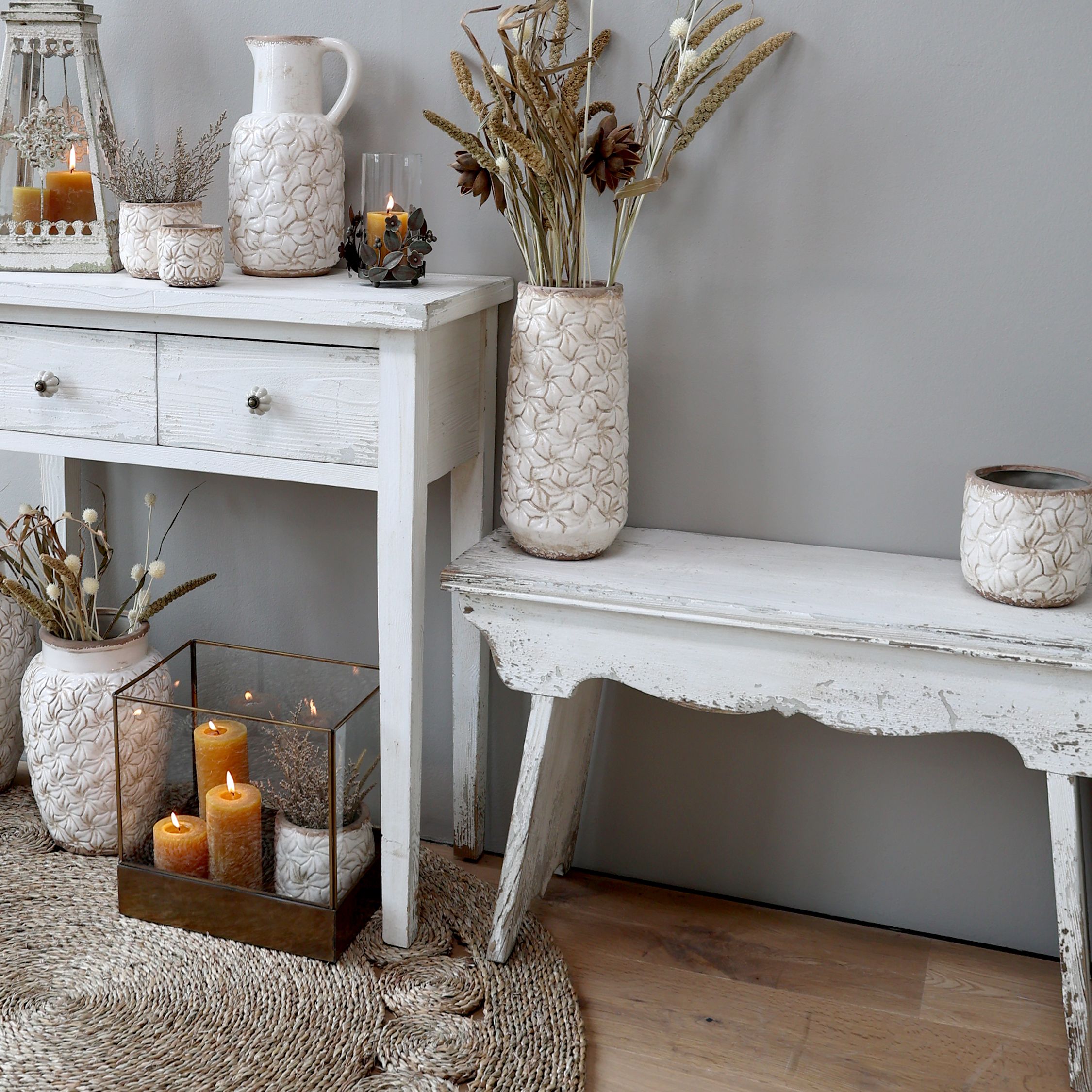 Alte Bank aus Tannenholz, antique creme, 80 cm