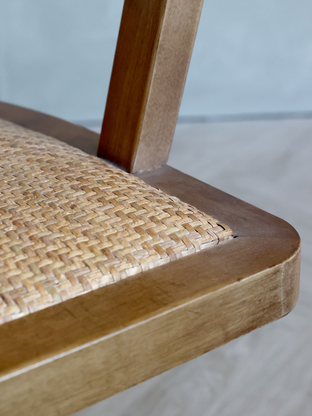 Französischer Bürostuhl mit Rattan-Geflecht, natur
