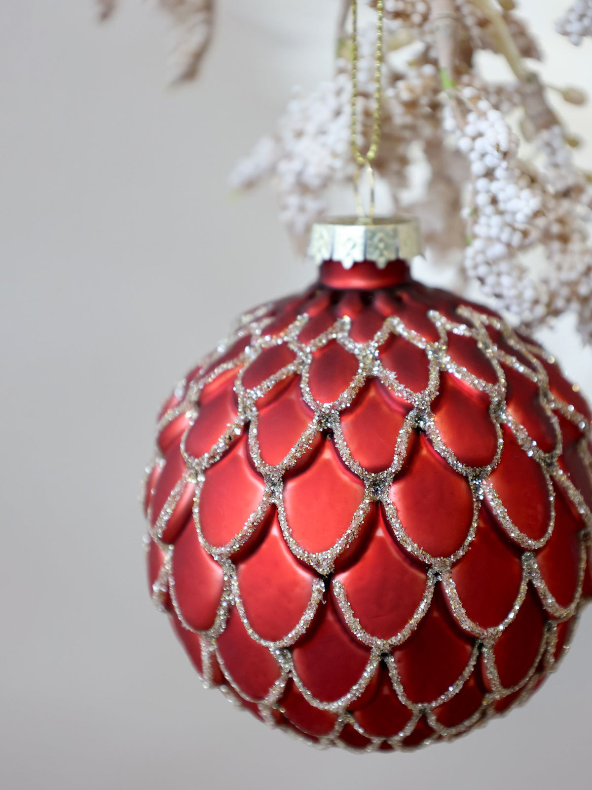 Weihnachtskugel aus Glas, 8 cm, antique cherry