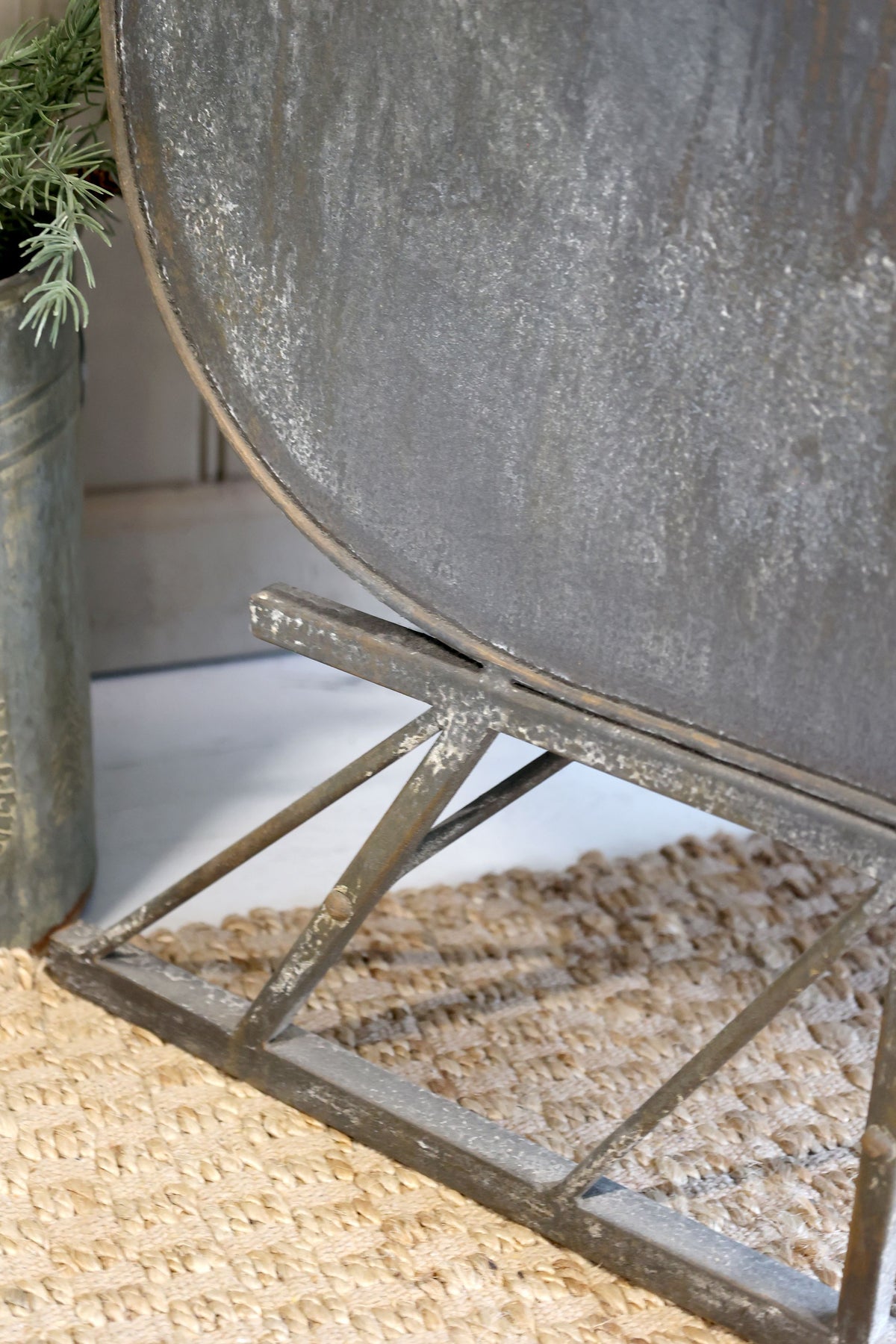 Vintage Schlitten aus Eisen, 84 cm lang, antique zink