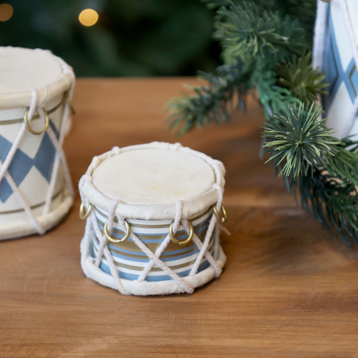 Vintage Trommel mit Leder, handgemacht, sky blue