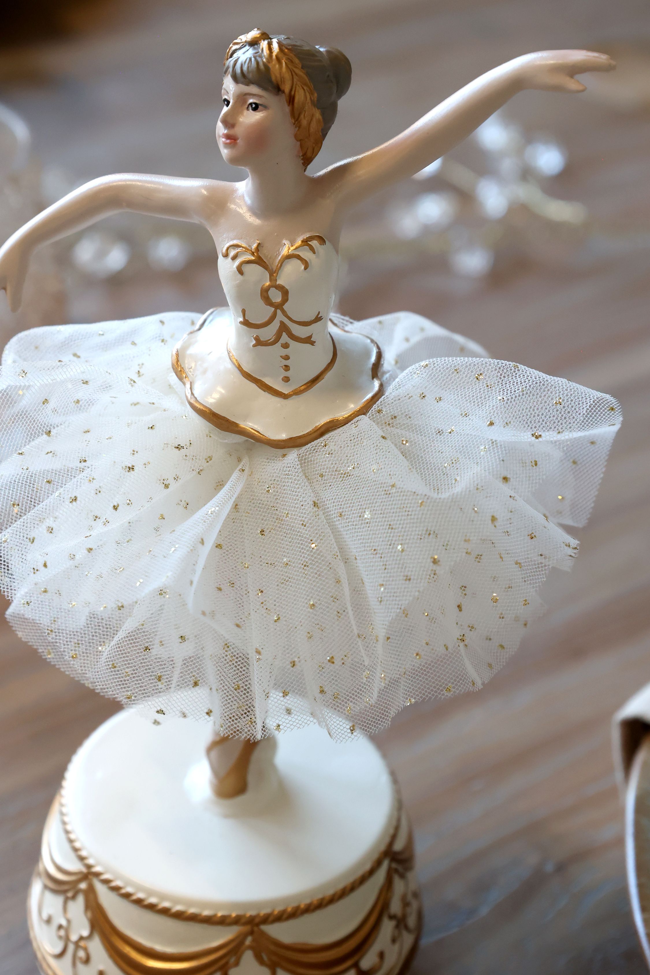 Noël Spieluhr Ballerina mit Tüllrock, antique creme