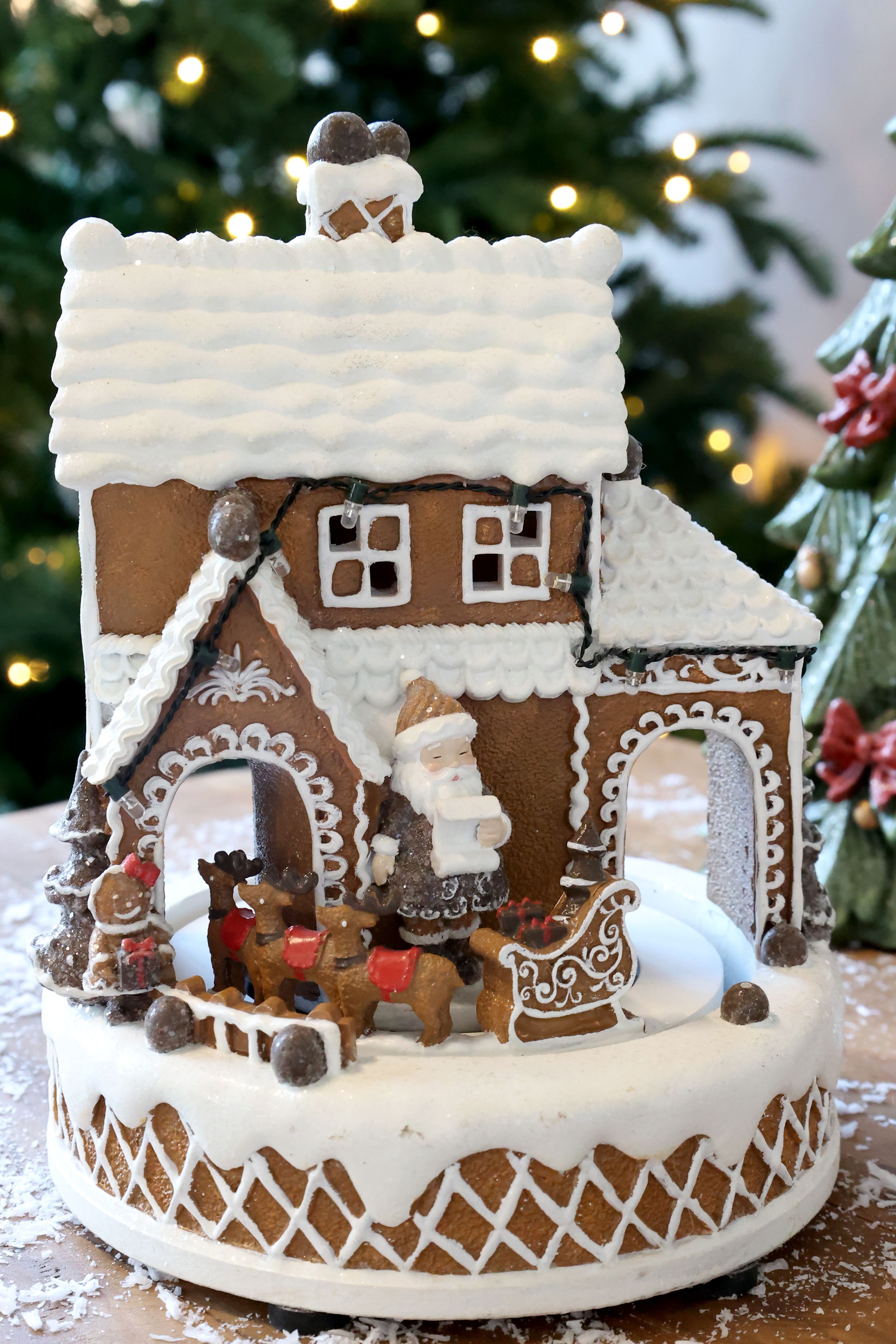 Noël Spieluhr mit LED-Leuchten, 23 cm, mokka