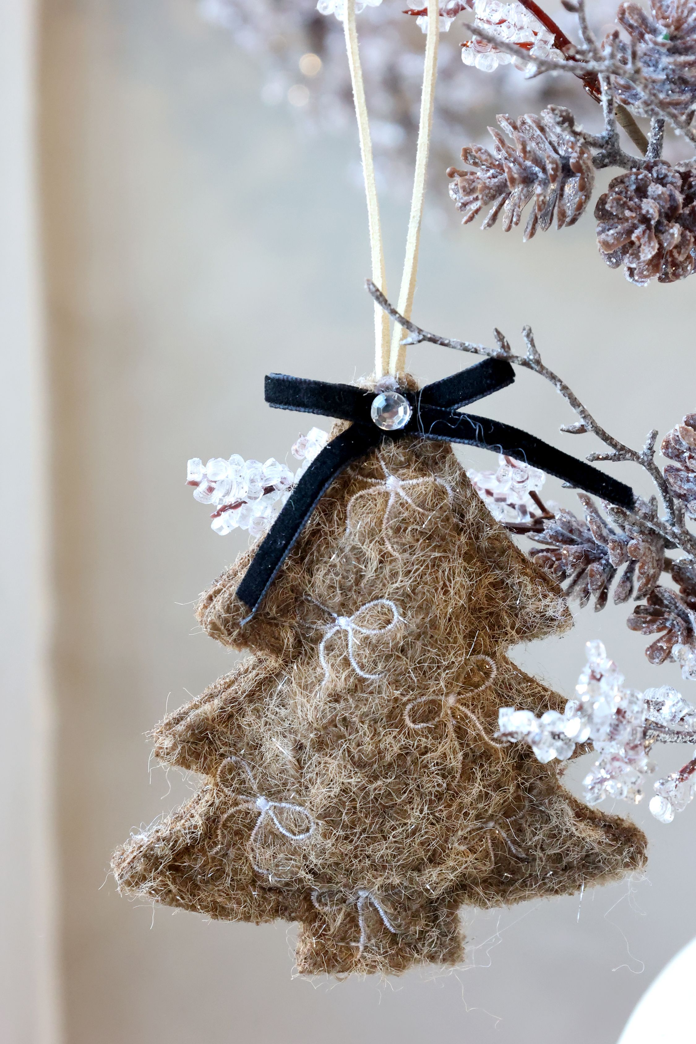 Weihnachtsbaum aus Filz mit Stern – 2er Set, beige und mocca