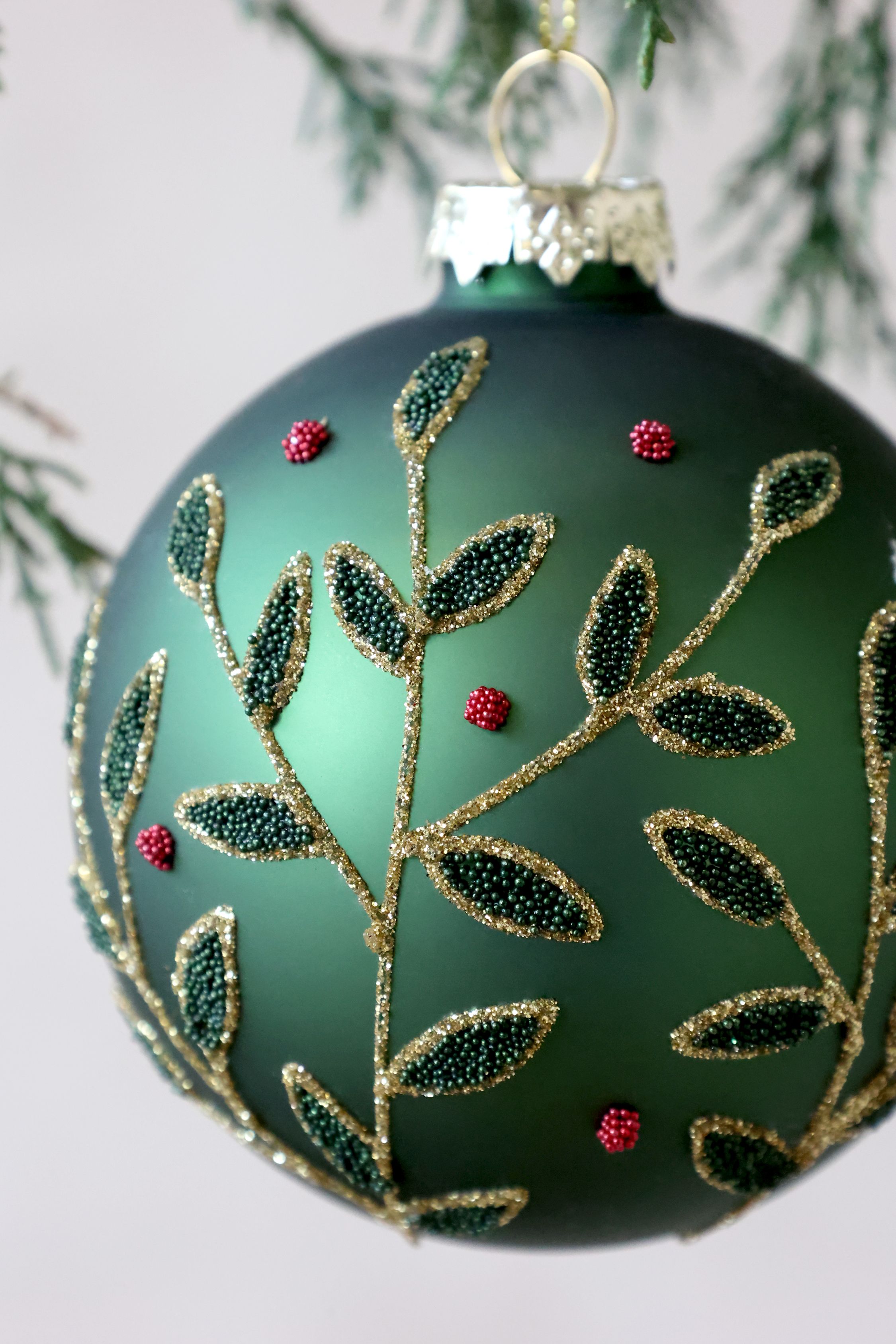 Weihnachtskugel Glas mit Mistelzweig, 8 cm, Moos