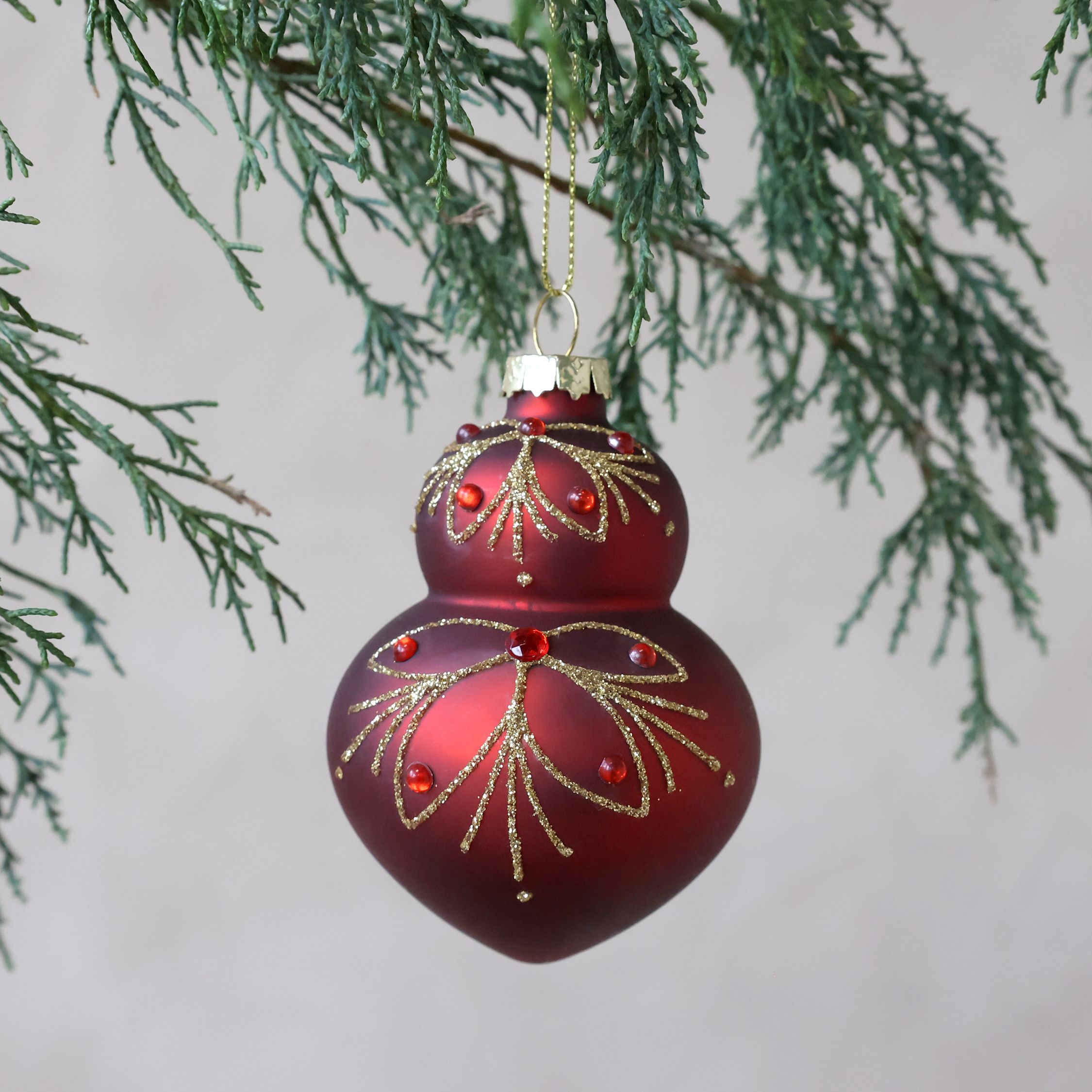 Weihnachtskugel aus Glas mit Muster, 7 cm, Kirschrot