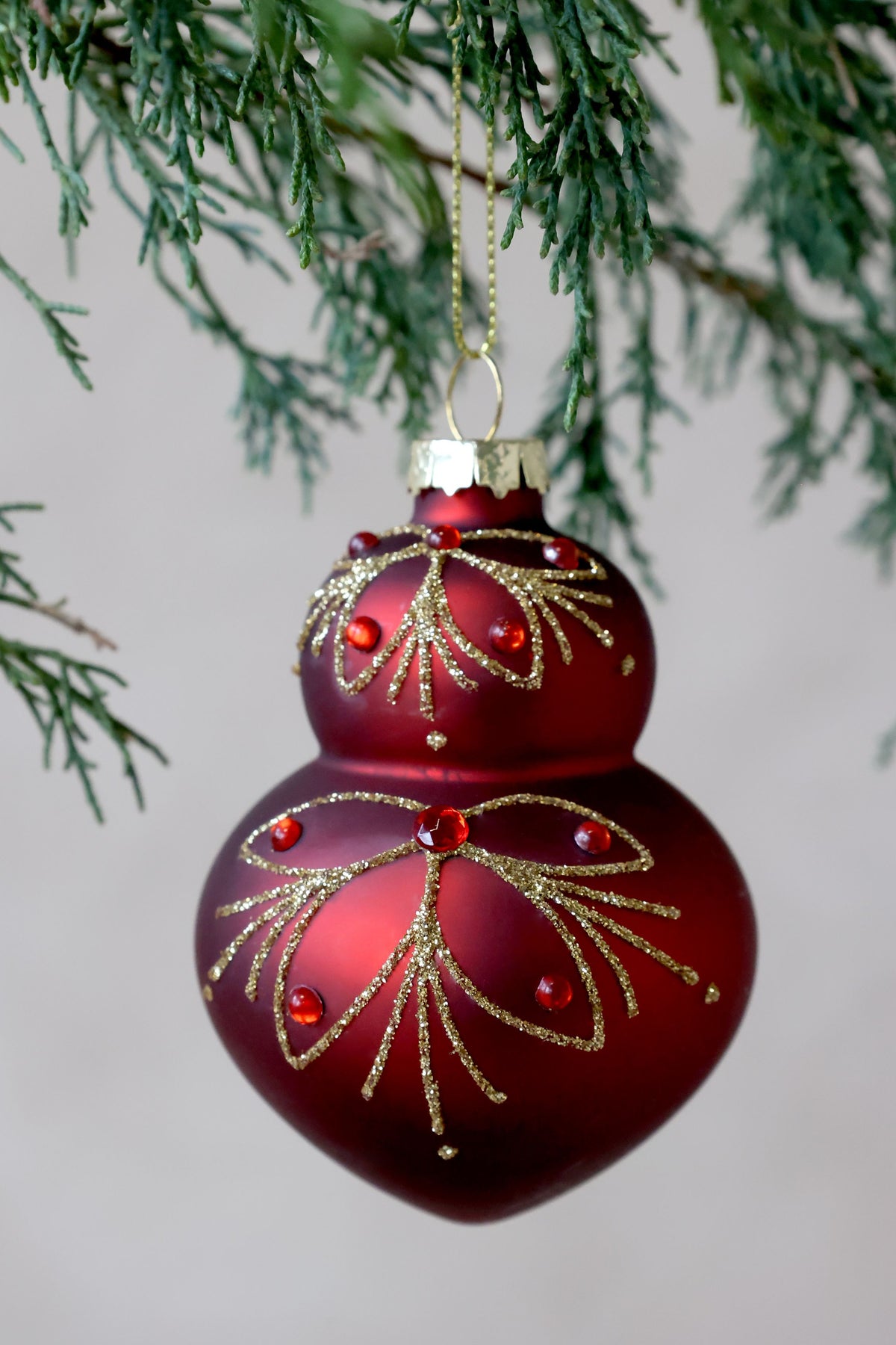 Weihnachtskugel aus Glas mit Muster, 7 cm, Kirschrot