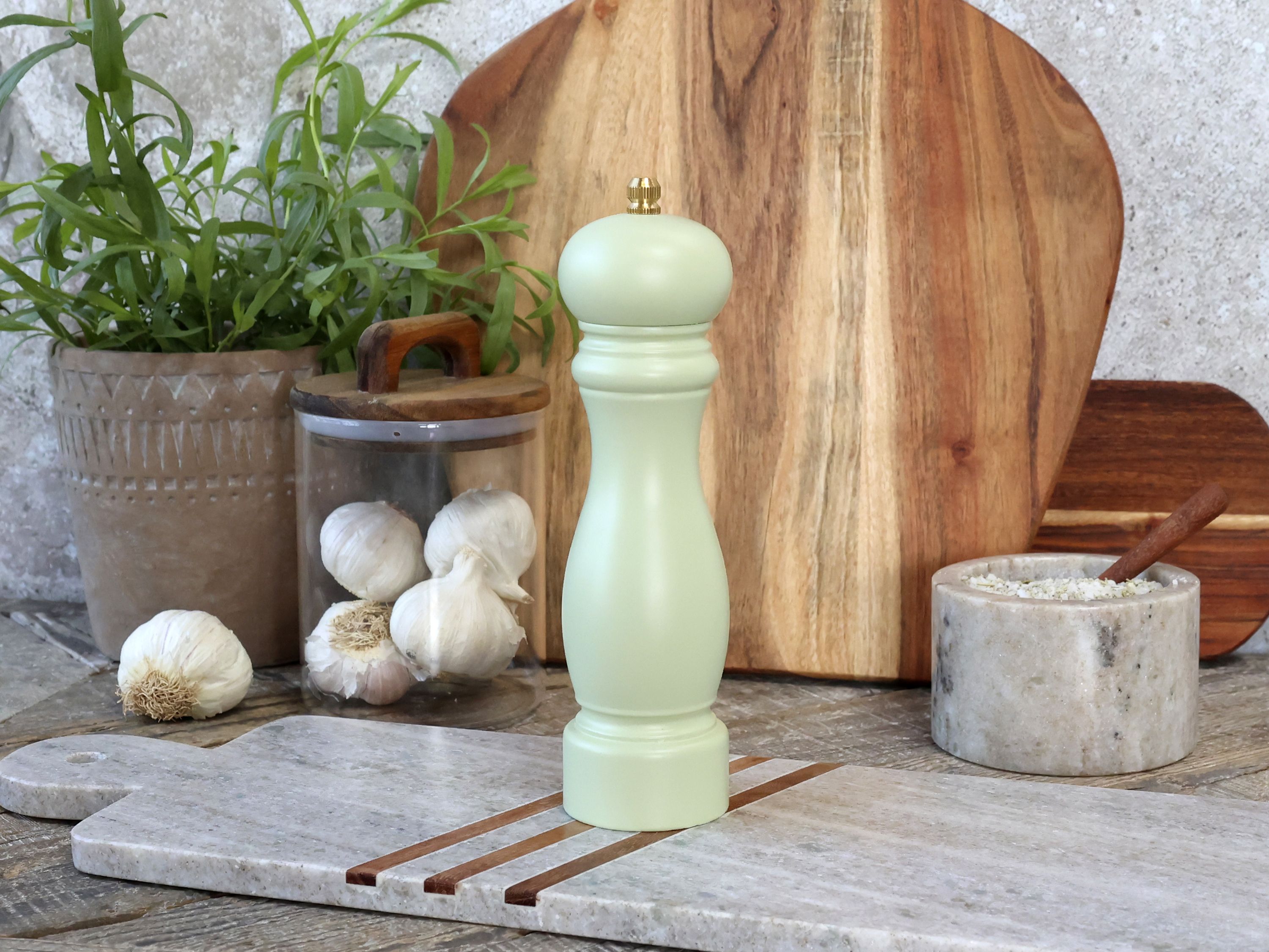 Salz- und Pfeffermühle aus Gummibaum, 20 cm hoch