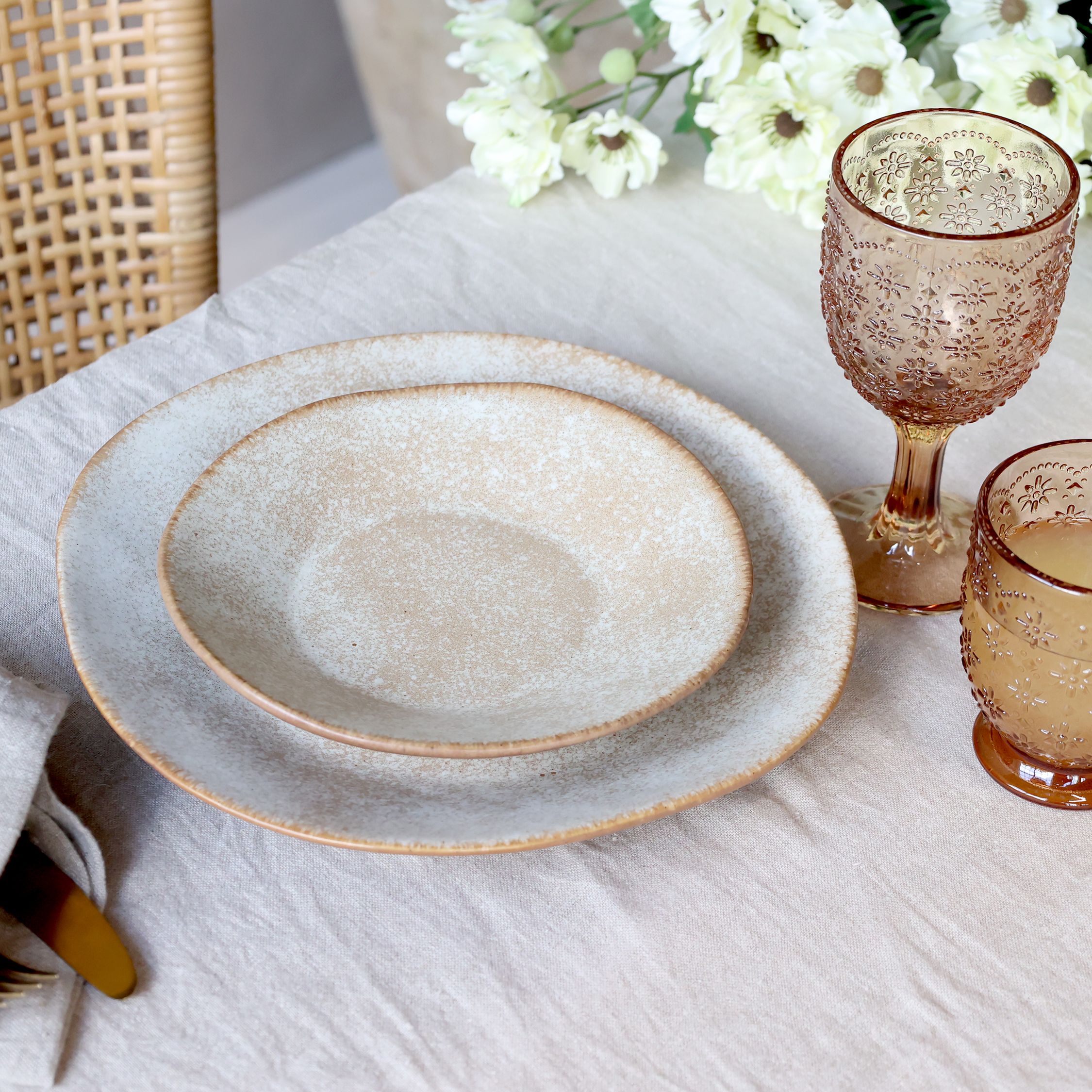 Valence Mittagsteller aus Porzellan, 27 cm, latte