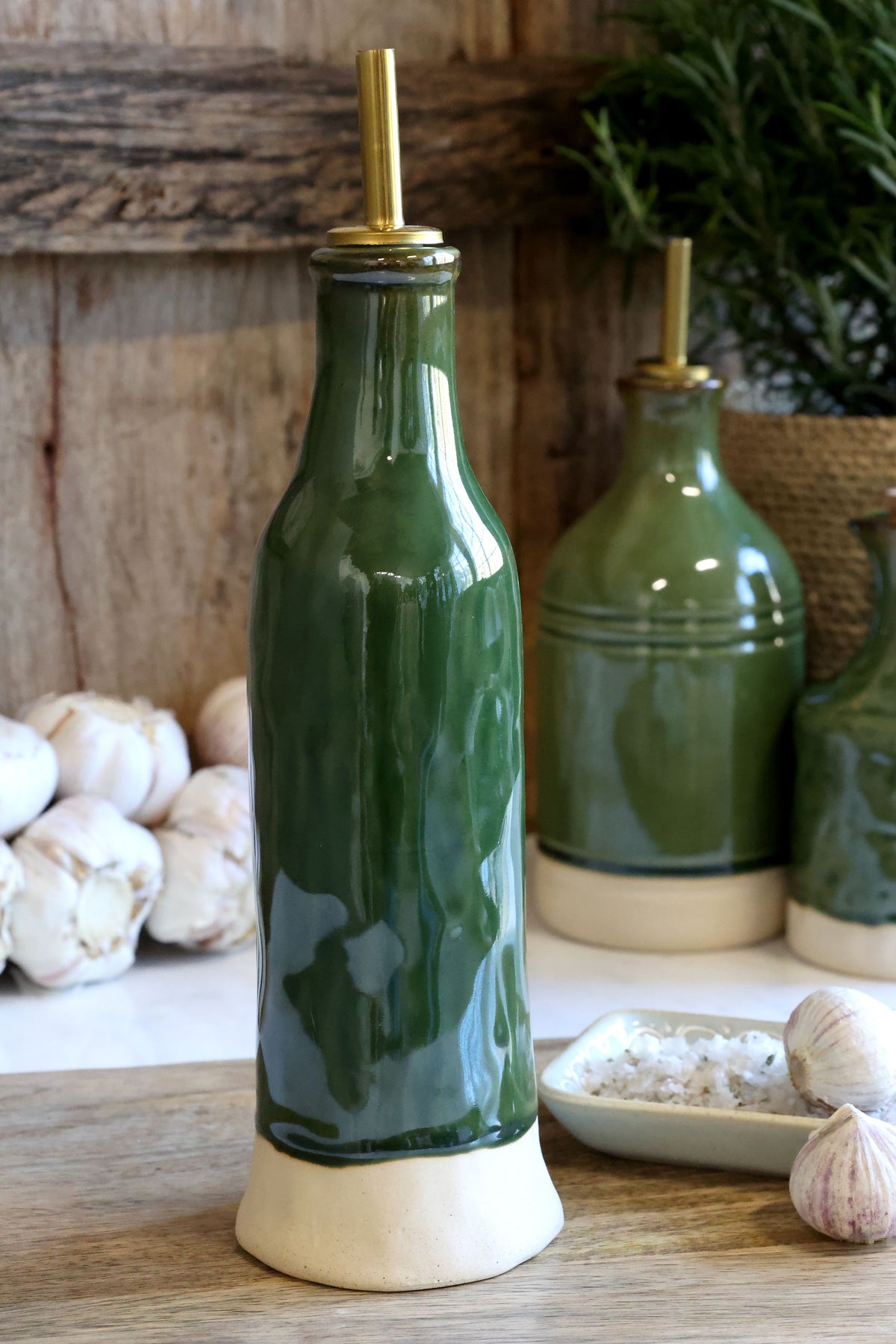 Steingutflasche mit Weinausgießer, oliv, 400 ml