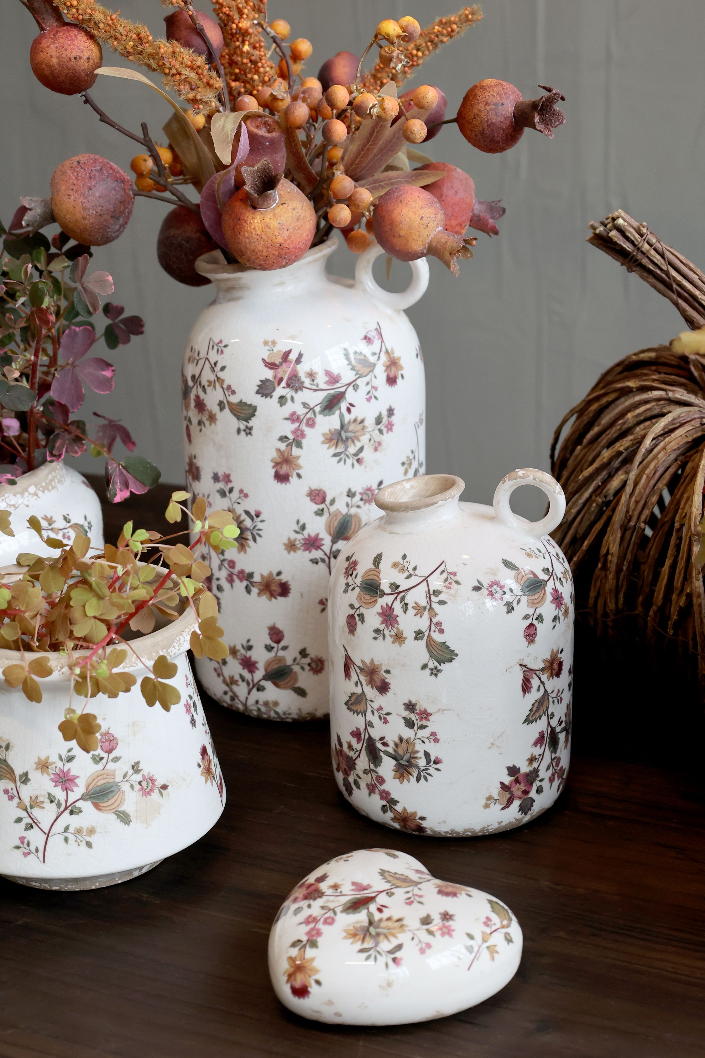 Vase Nancy mit Blumenmotiv, 18 cm hoch, creme