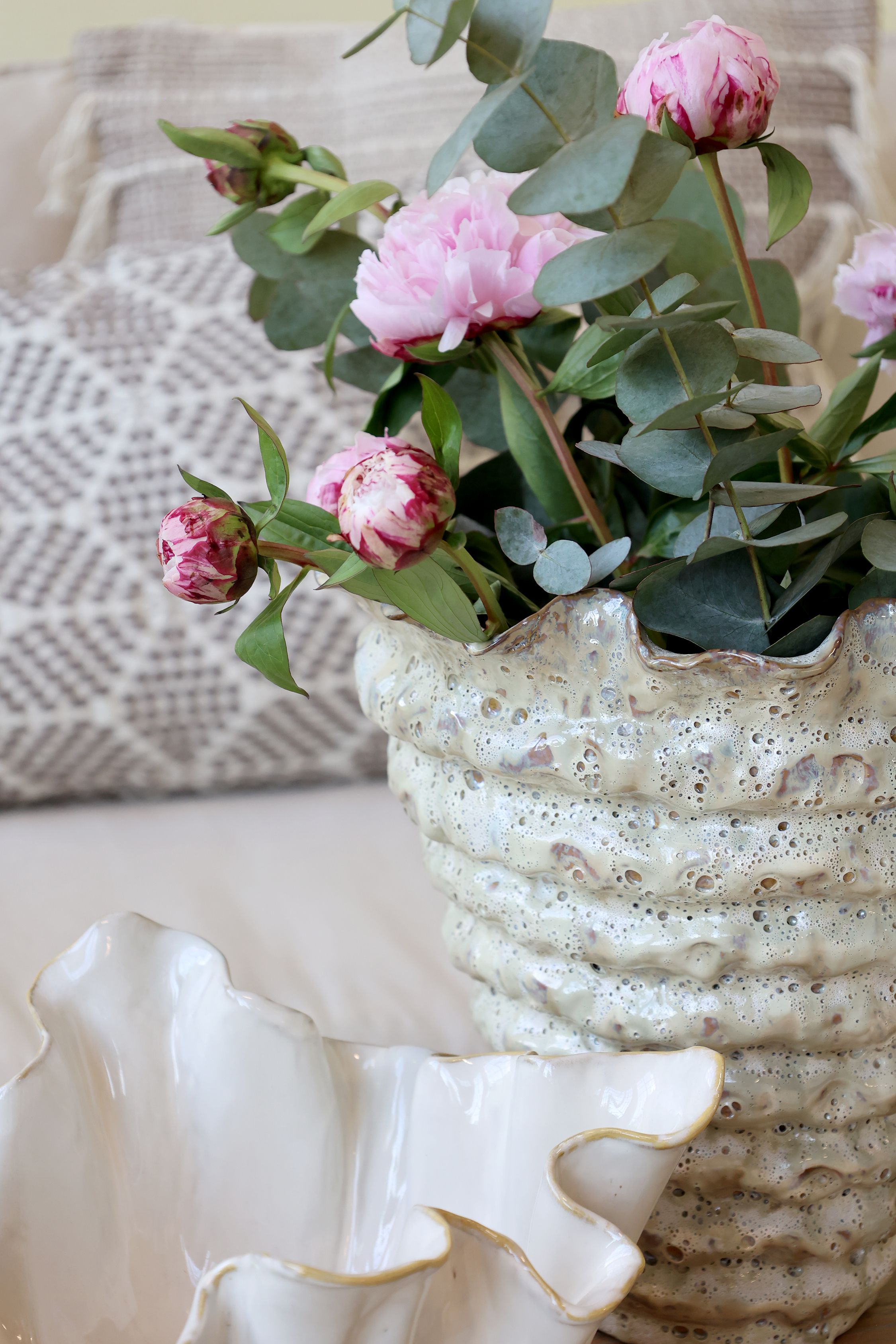 Vase mit Rillen, Steingut, antique creme, 30 cm