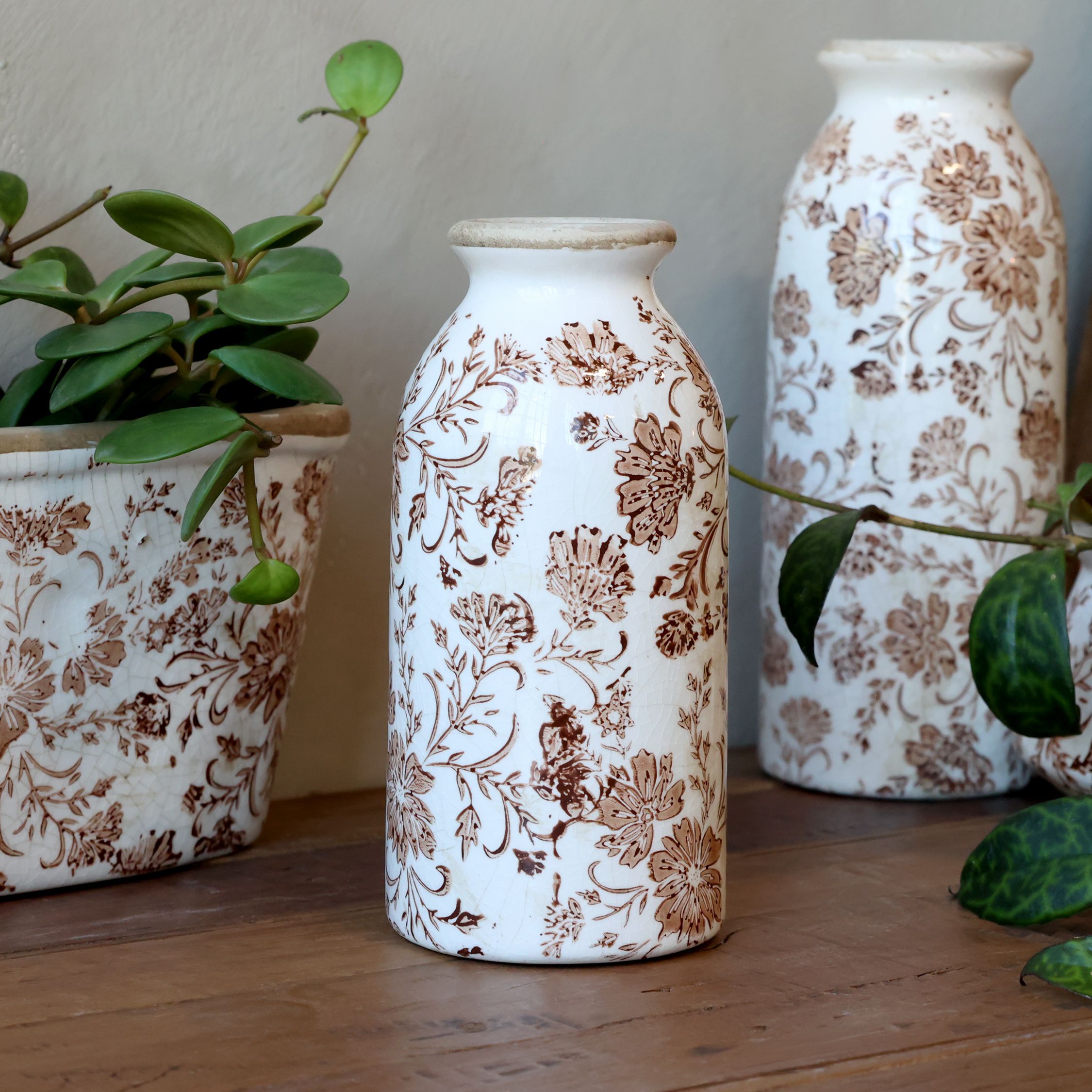 Übertopf Grenoble Flasche mit Blumenmotiv, 15,5 cm hoch