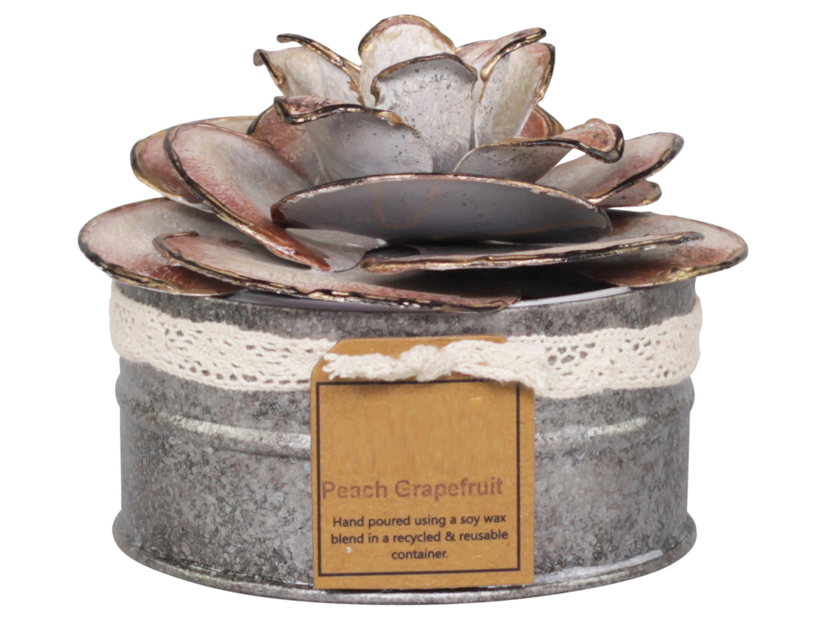 French scented candle w. rose decor 40 h H10/D12 cm peach grapefruit