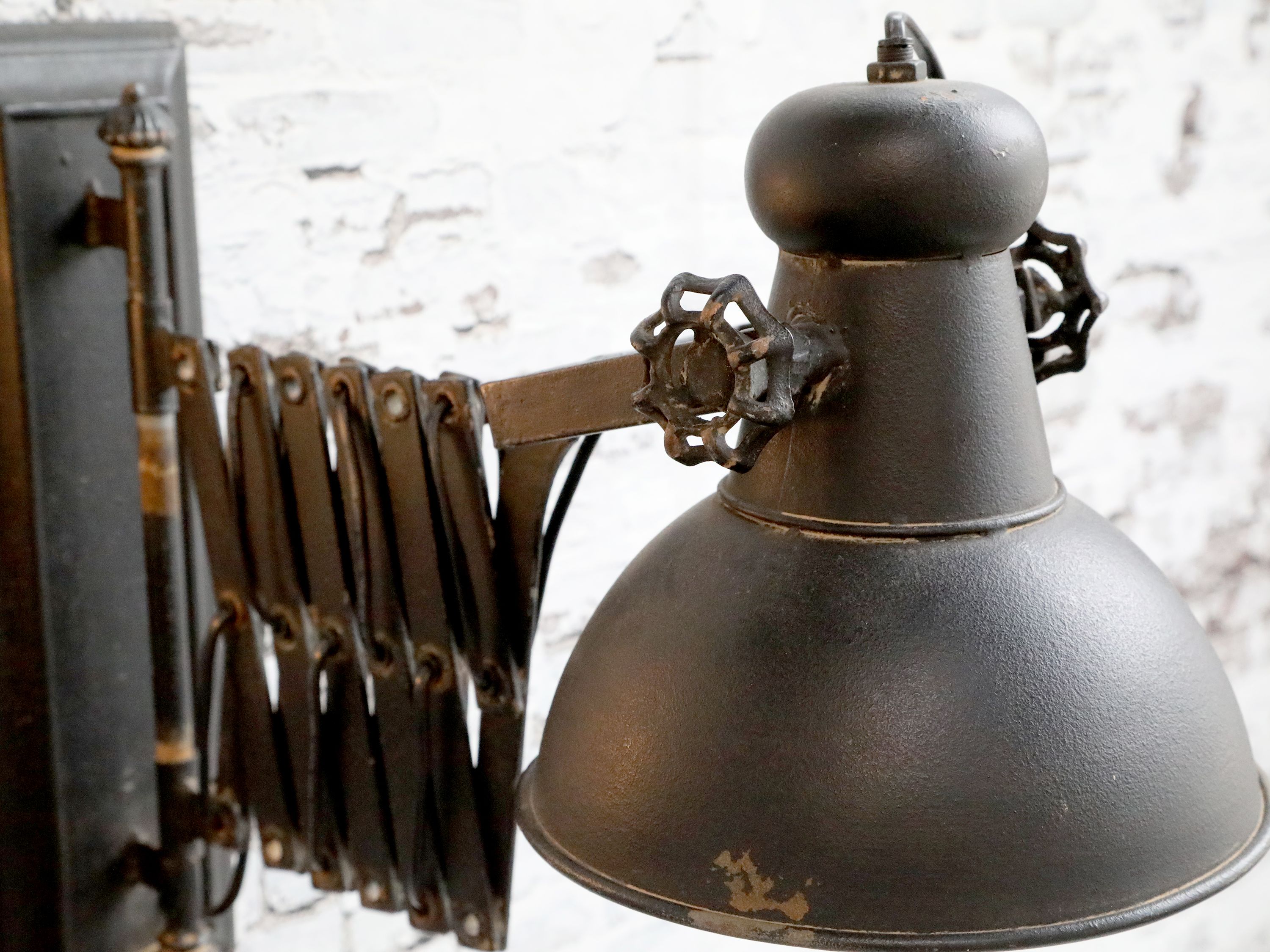Factory Wandlampe aus Eisen, antik schwarz, 45-105 cm