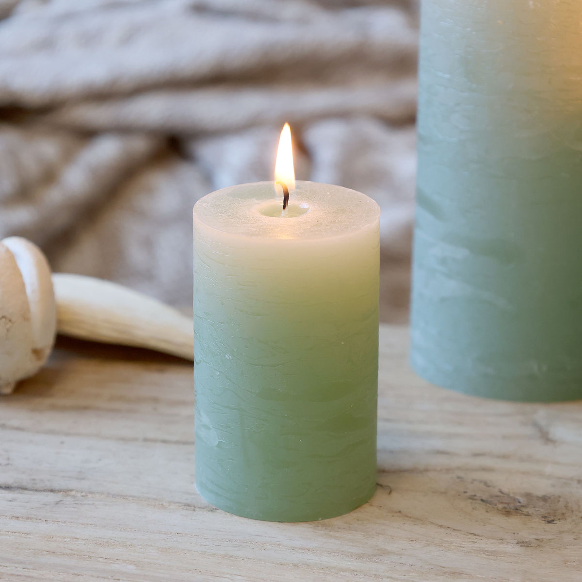 Stumpenkerze Macon in Creme, 8 cm hoch, 5 cm Durchmesser
