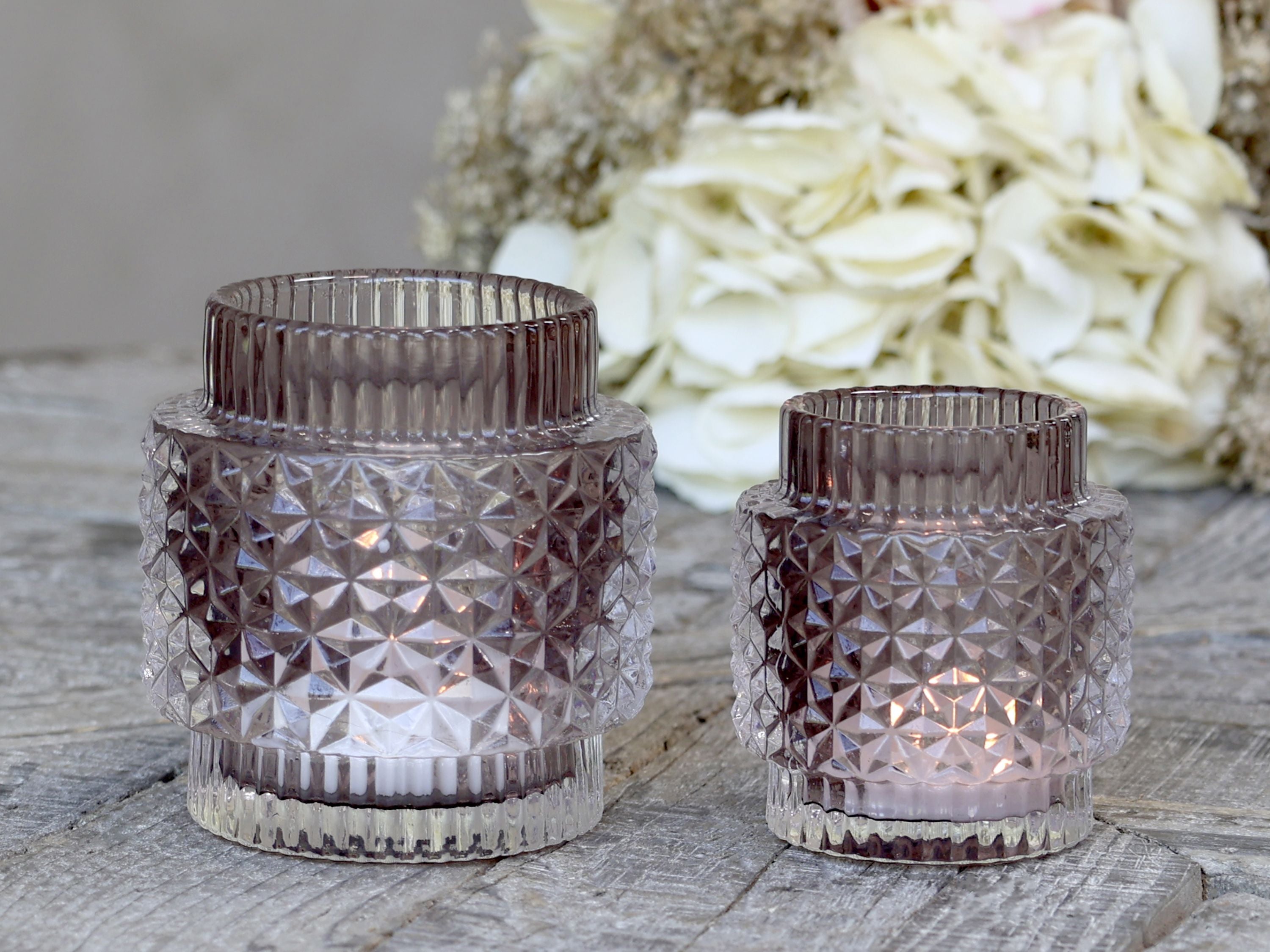 Teelichthalter aus Glas mit Muster, taupe, 8 cm hoch