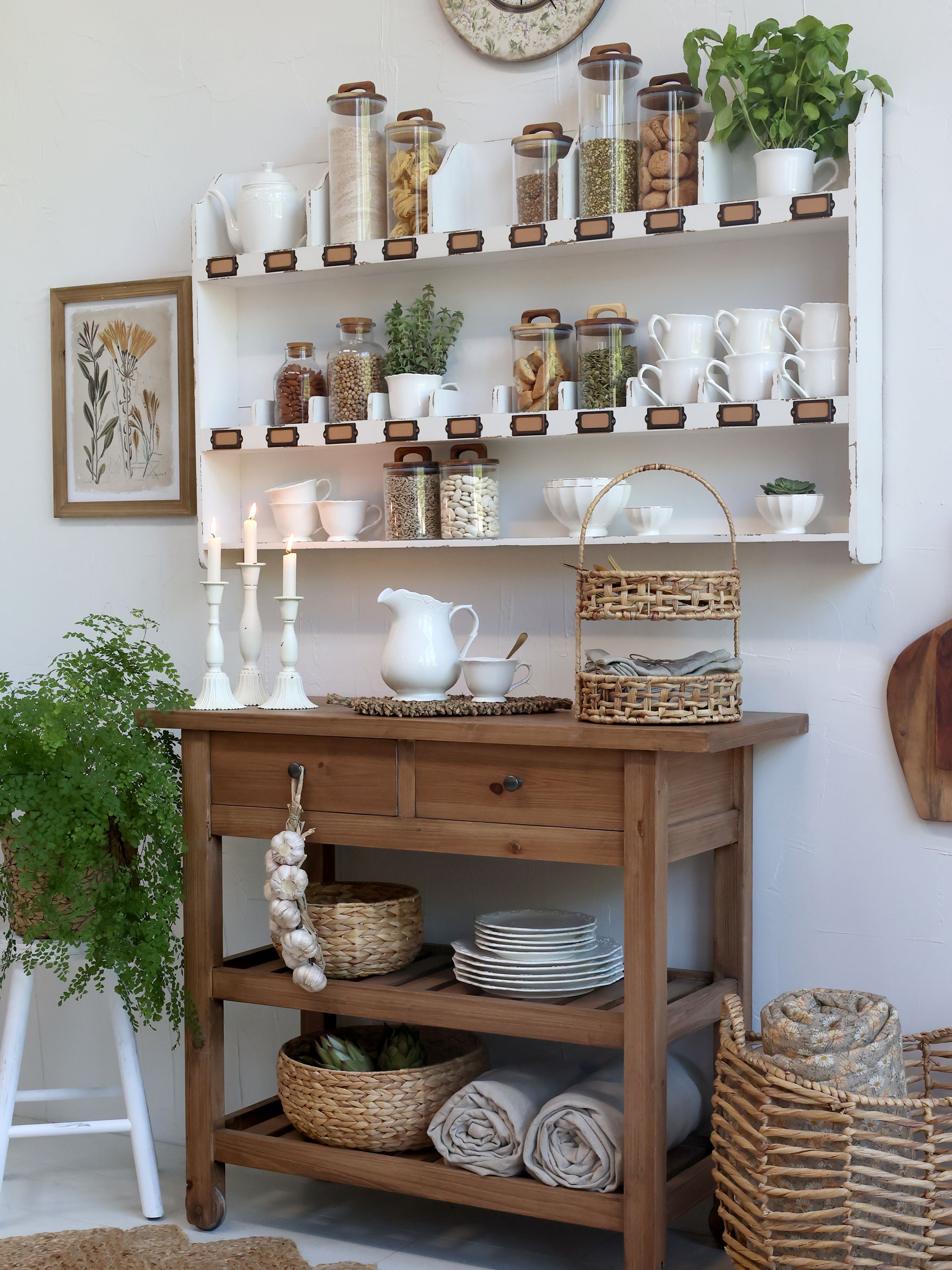 Kerzenhalter für Stabkerzen aus Eisen in Antique Creme