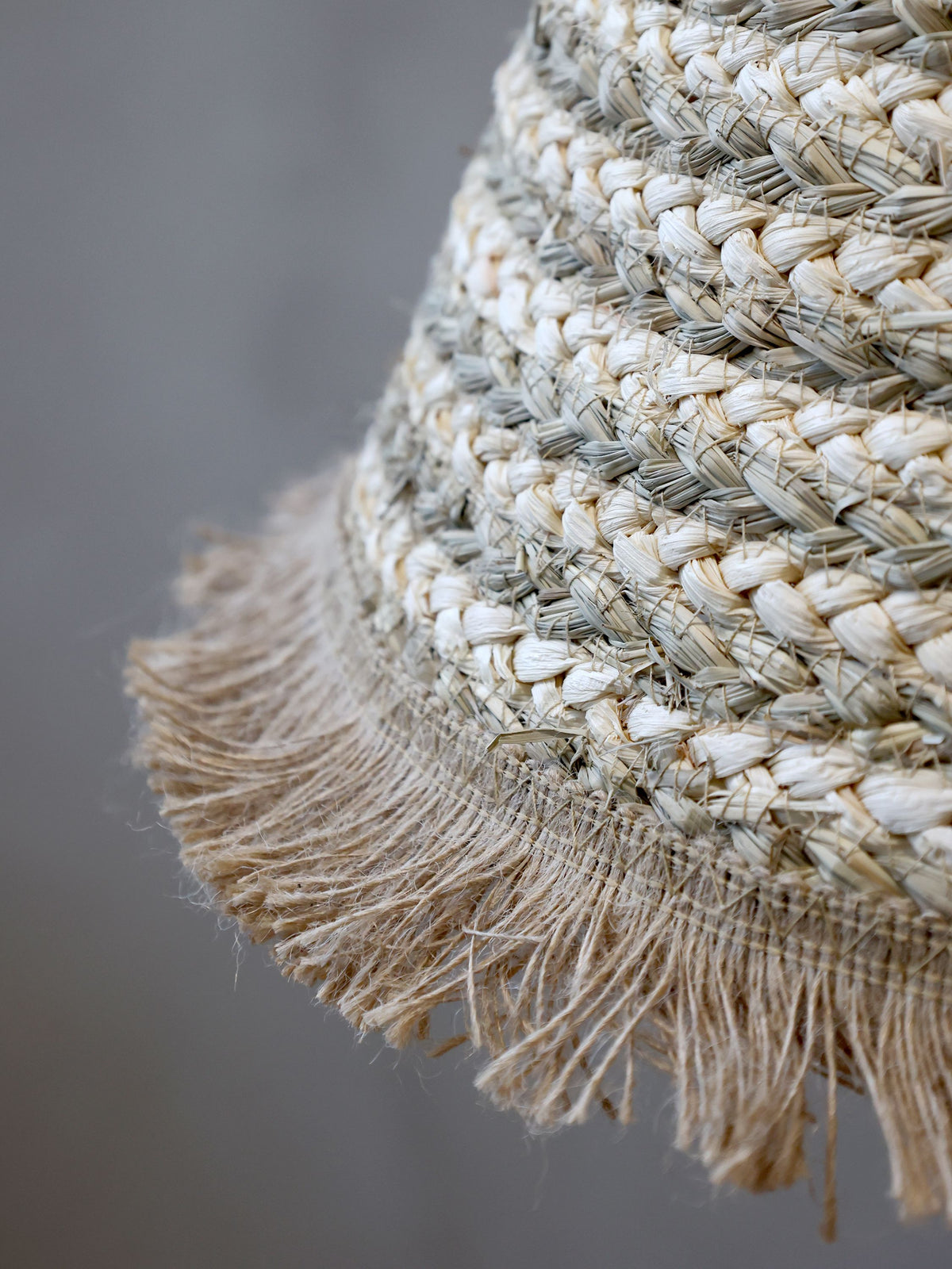 Lampenschirm aus Maisseil und Gras, 45 cm hoch, natur