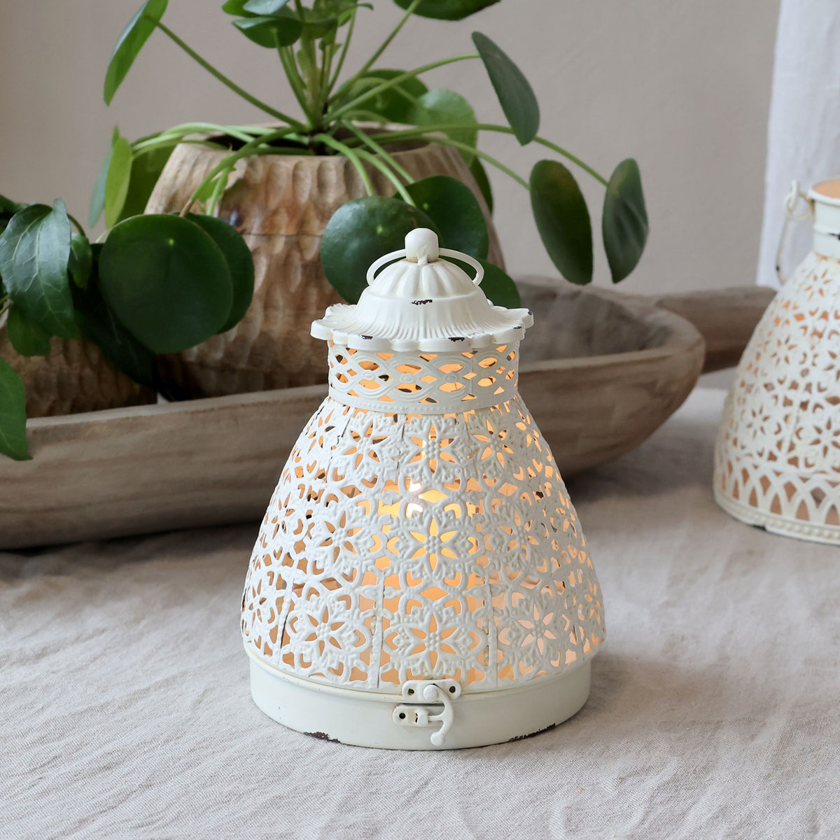 Laterne mit Muster antique creme für Kerzen