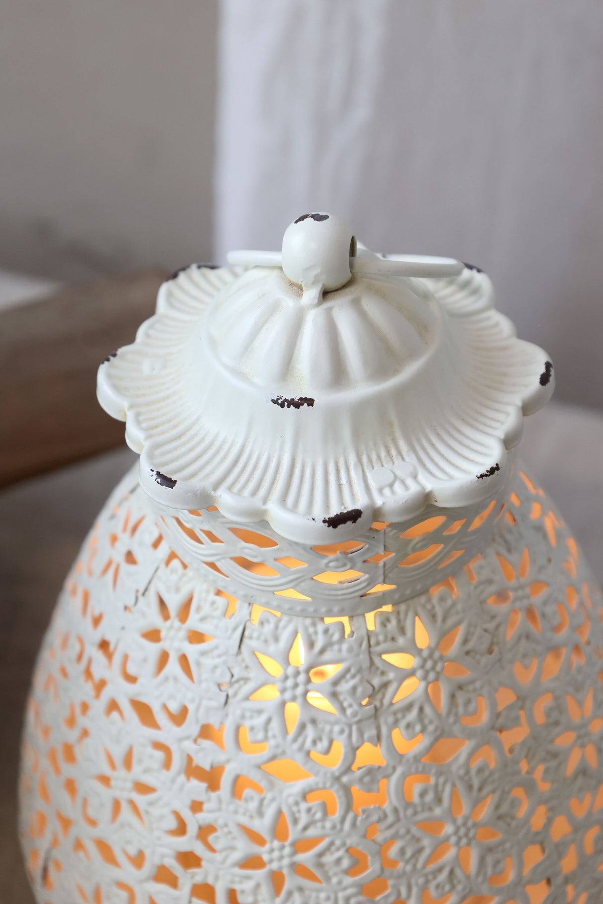 Laterne mit Muster antique creme für Kerzen
