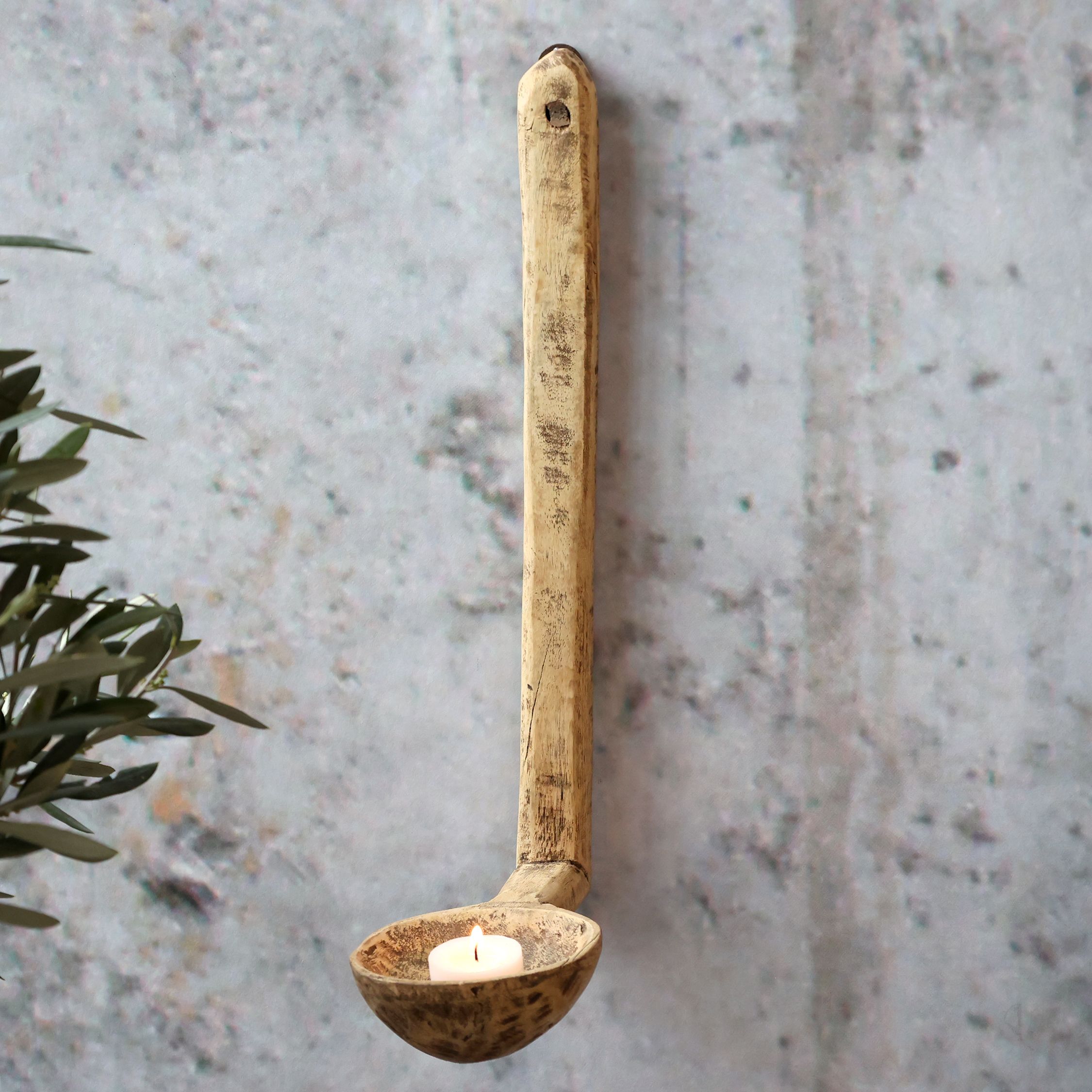 Wandkerzenhalter aus Holz für Teelichter, 37 cm hoch