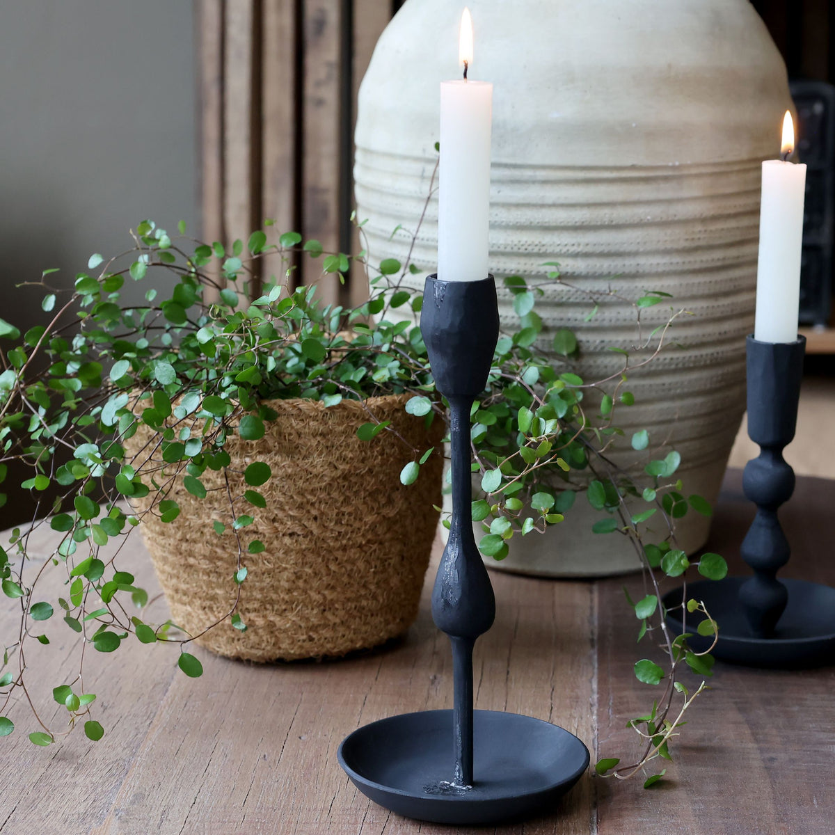 Kerzenständer aus Eisen, antik schwarz, 21 cm hoch