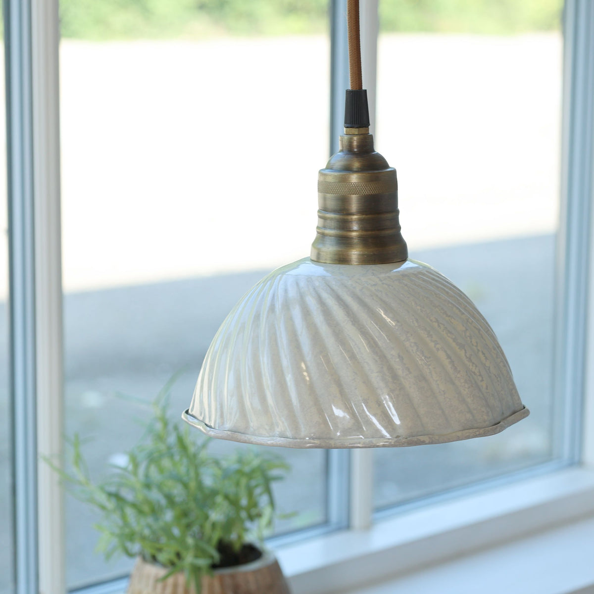 Lunel Lampe aus Emaille, creme, E27, 40W