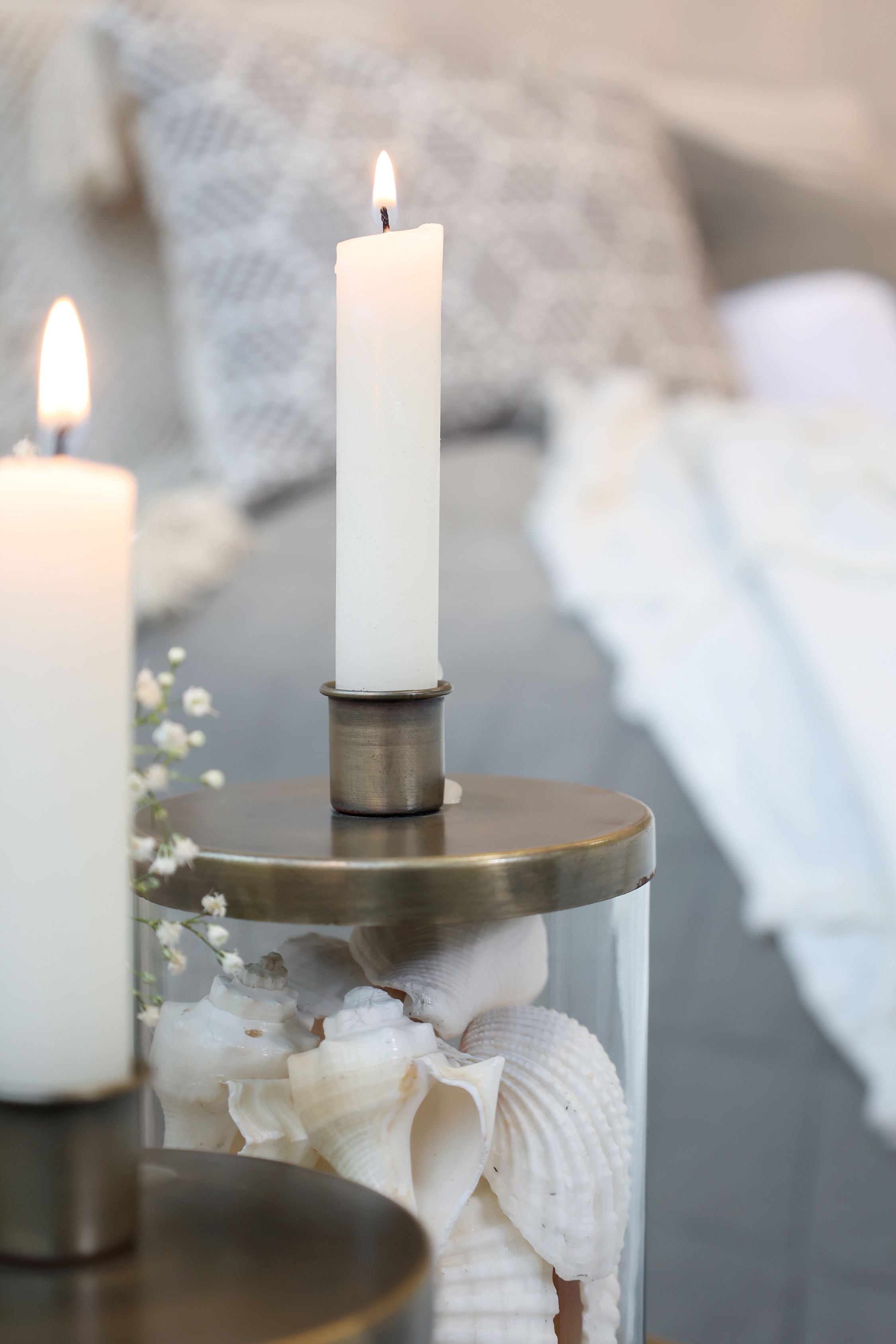 Kerzenständer mit Halter aus Glas und Eisen, antik messing