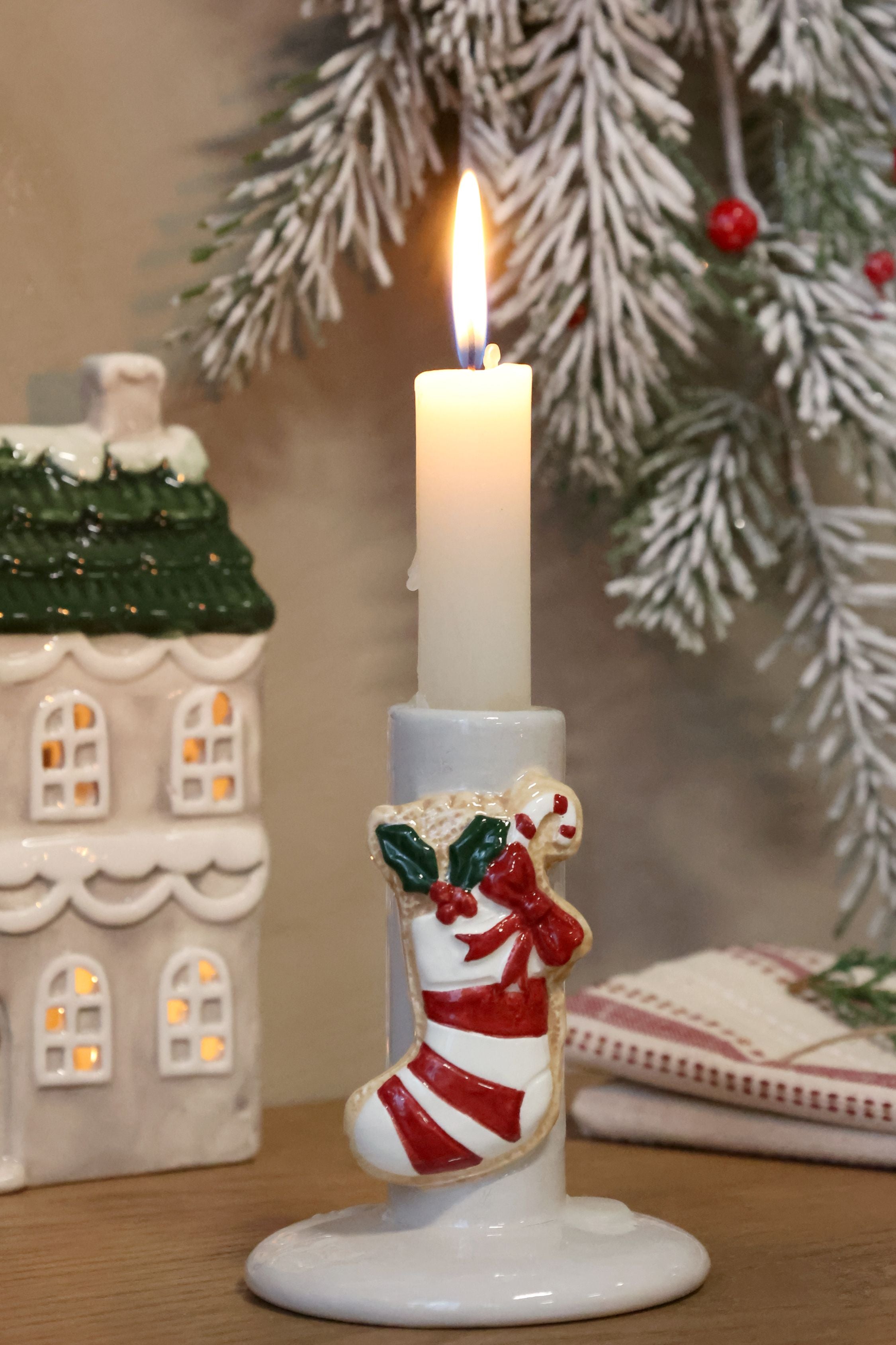 Kerzenständer mit Weihnachtsstrumpf, creme, Dolomit