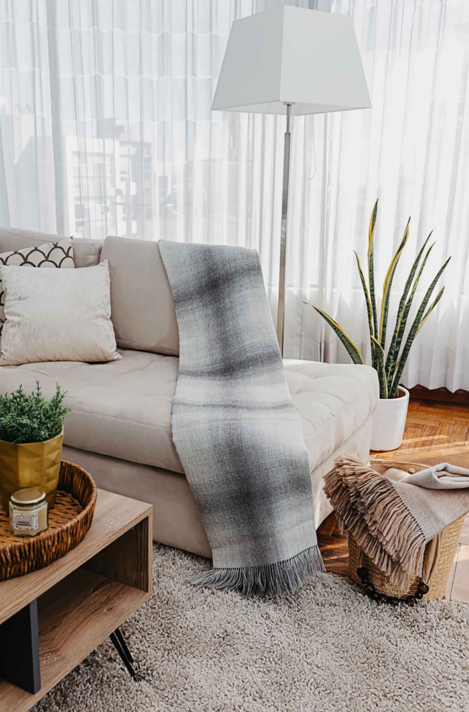 Alpaka Decke UKULELE aus Baby Alpaka und Seide